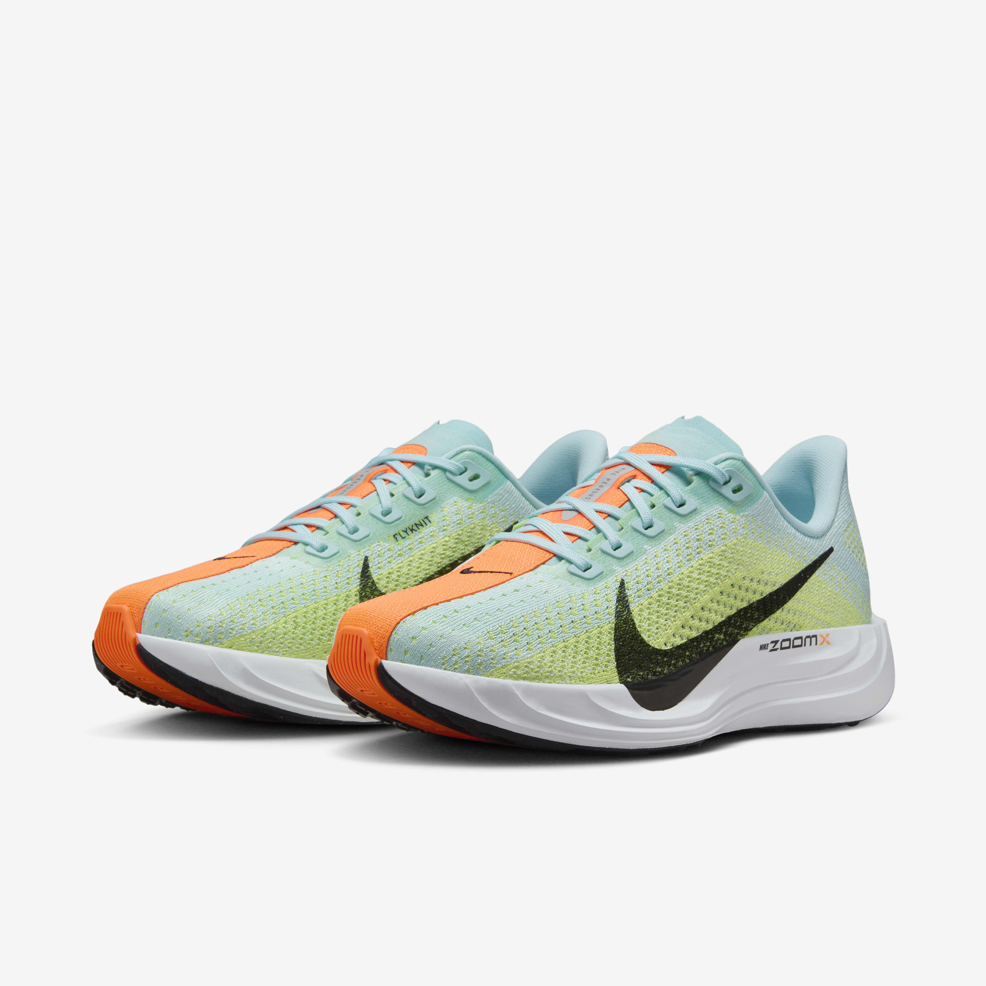 Nike Pegasus Plus image number 4