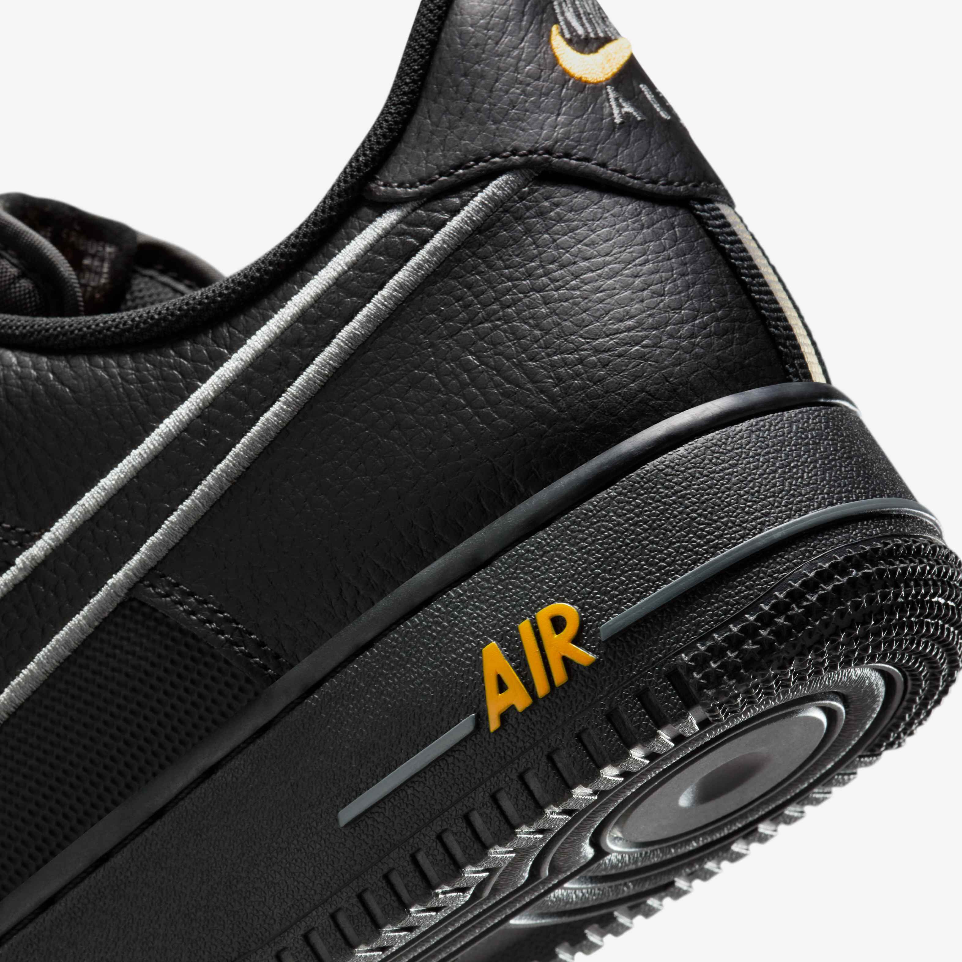 اير فورس 1 '07 image number 7