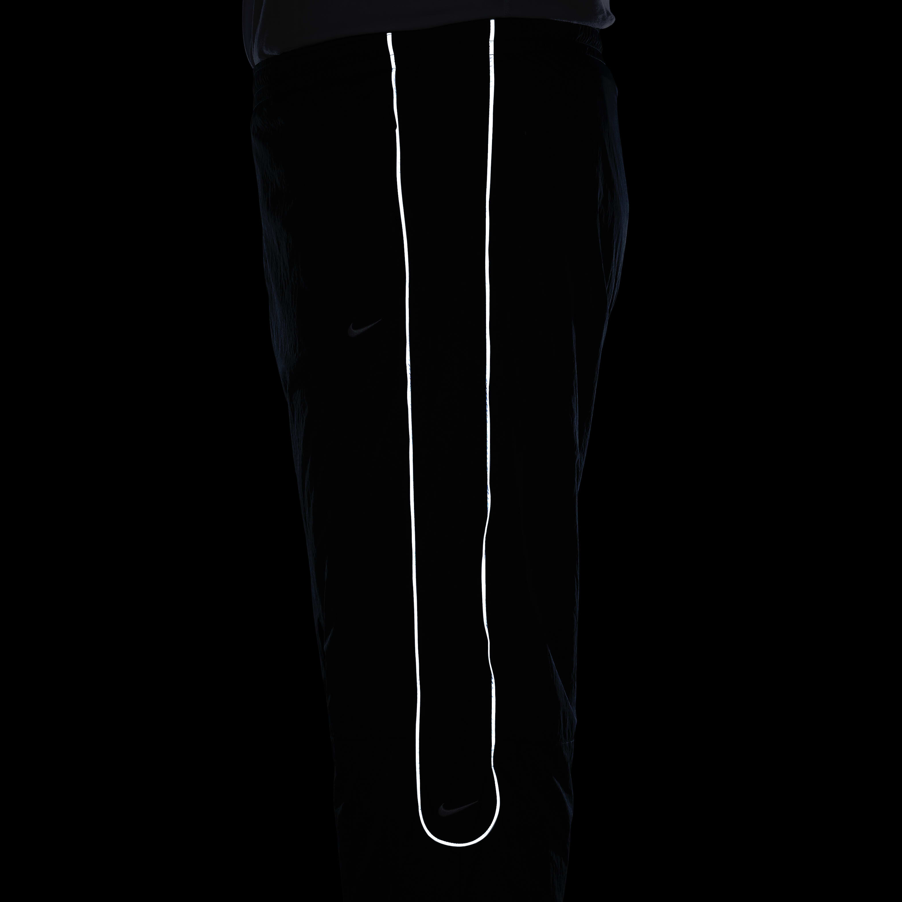 نايكي سولو سووش image number 18