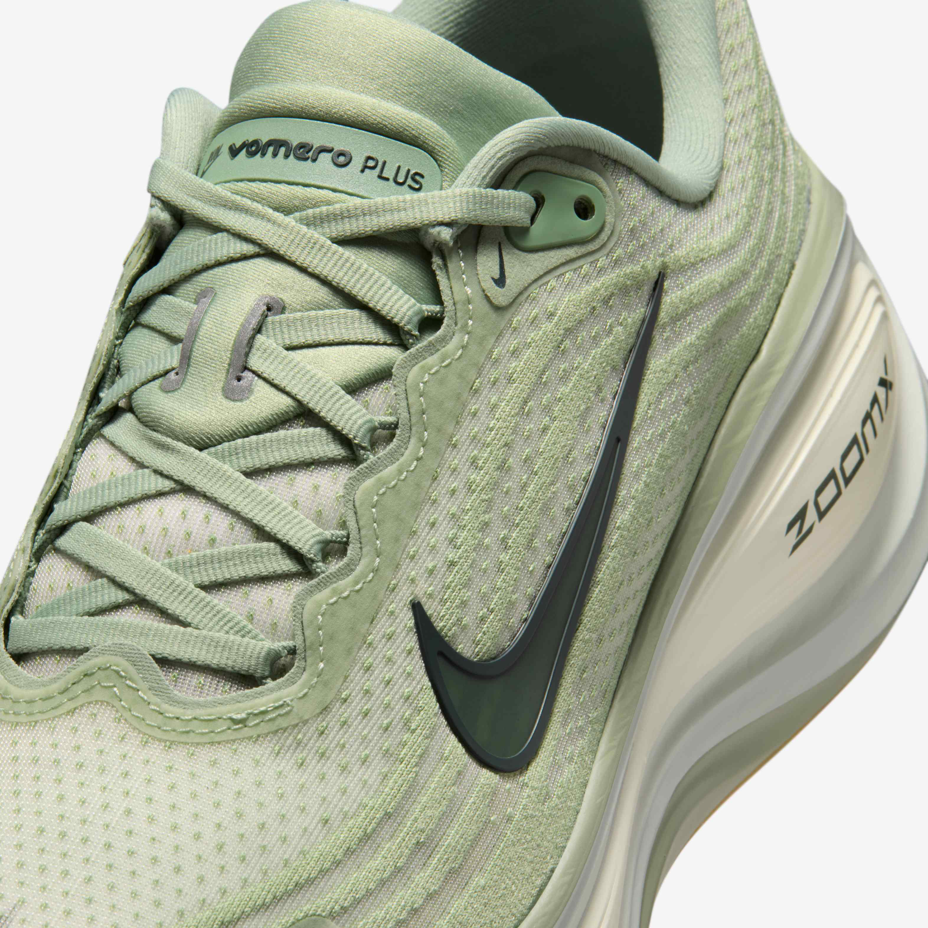 نايكي فوميرو بلس image number 6