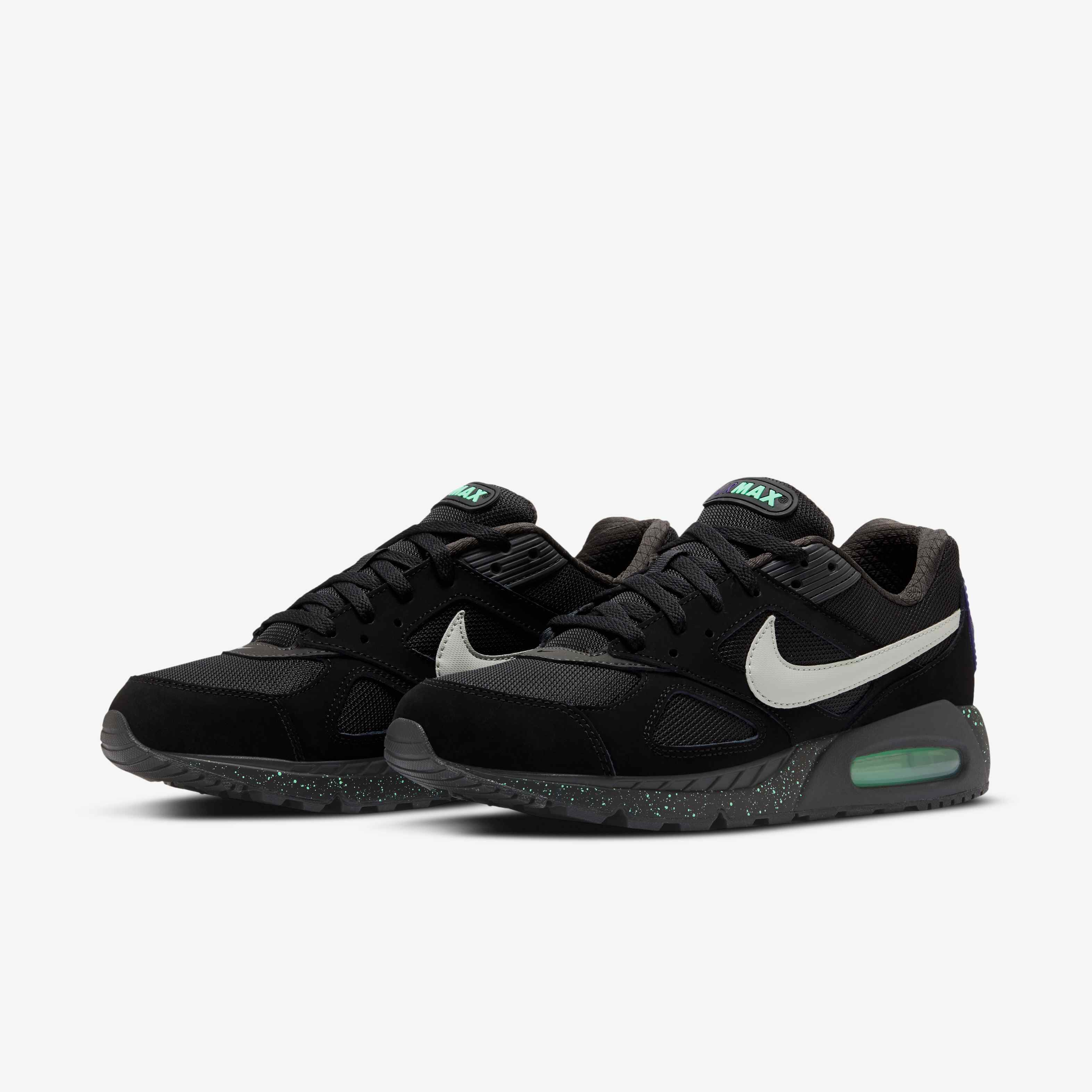 Nike Air Max IVO image number 4