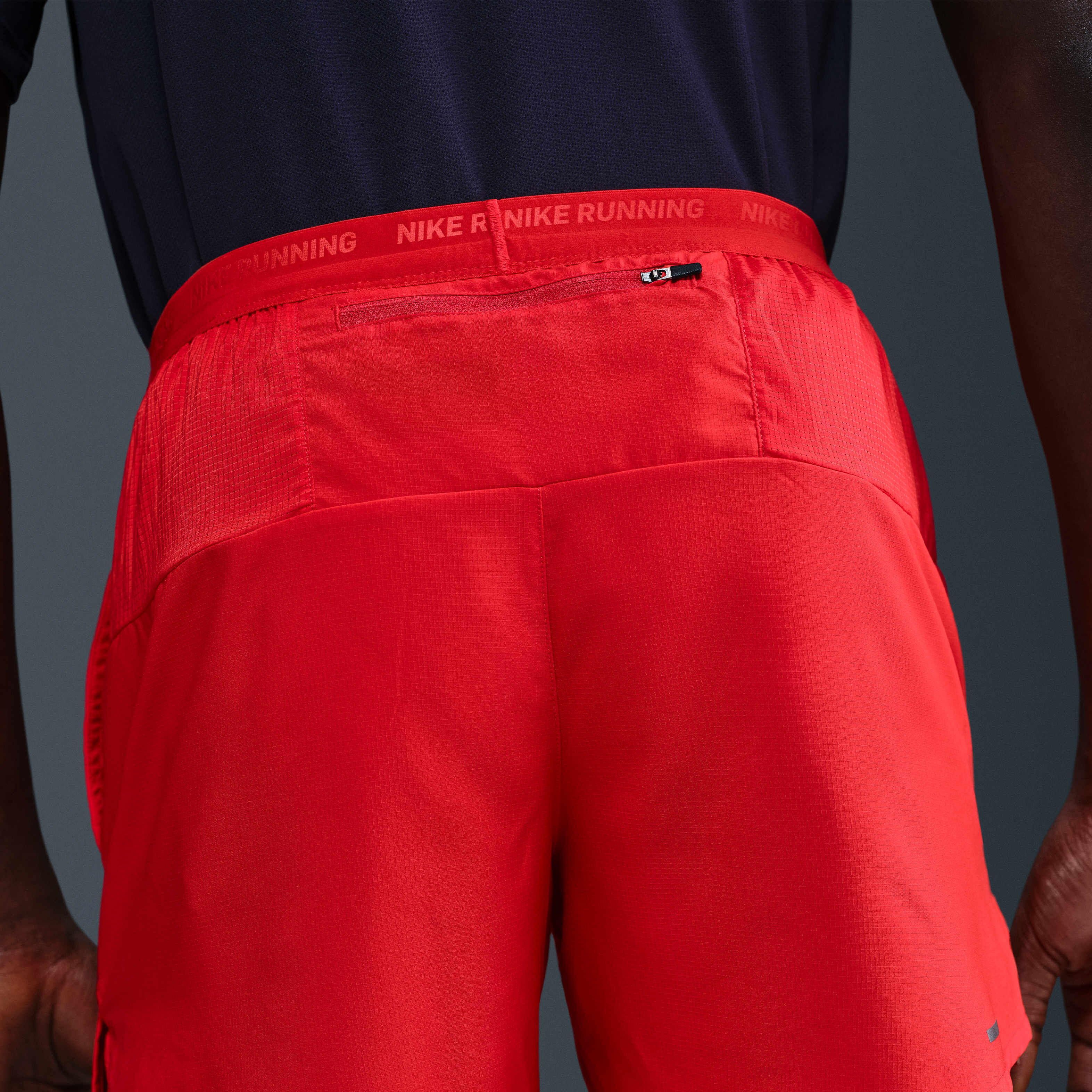 Nike Stride image number 2