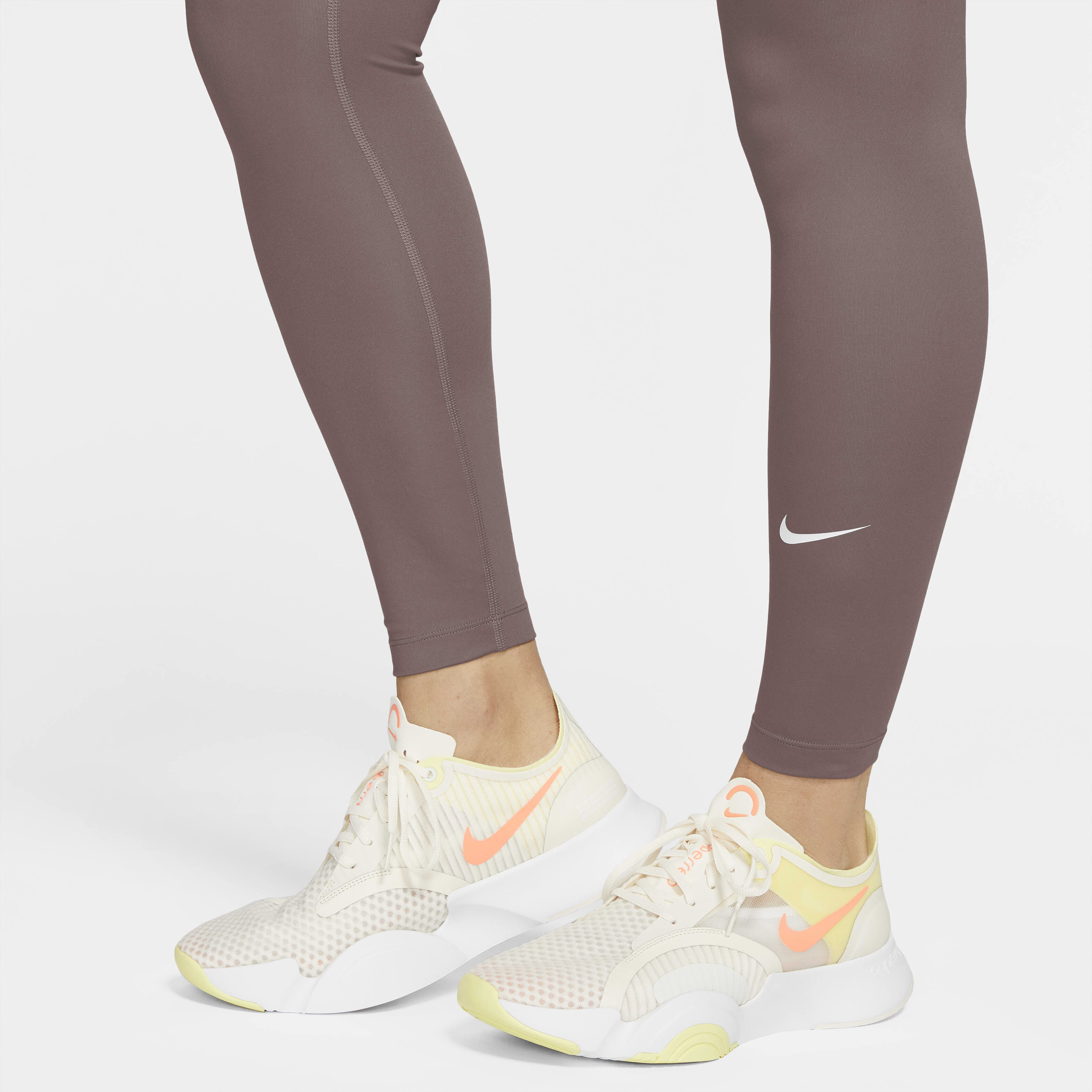 نايكي ون (M) image number 3