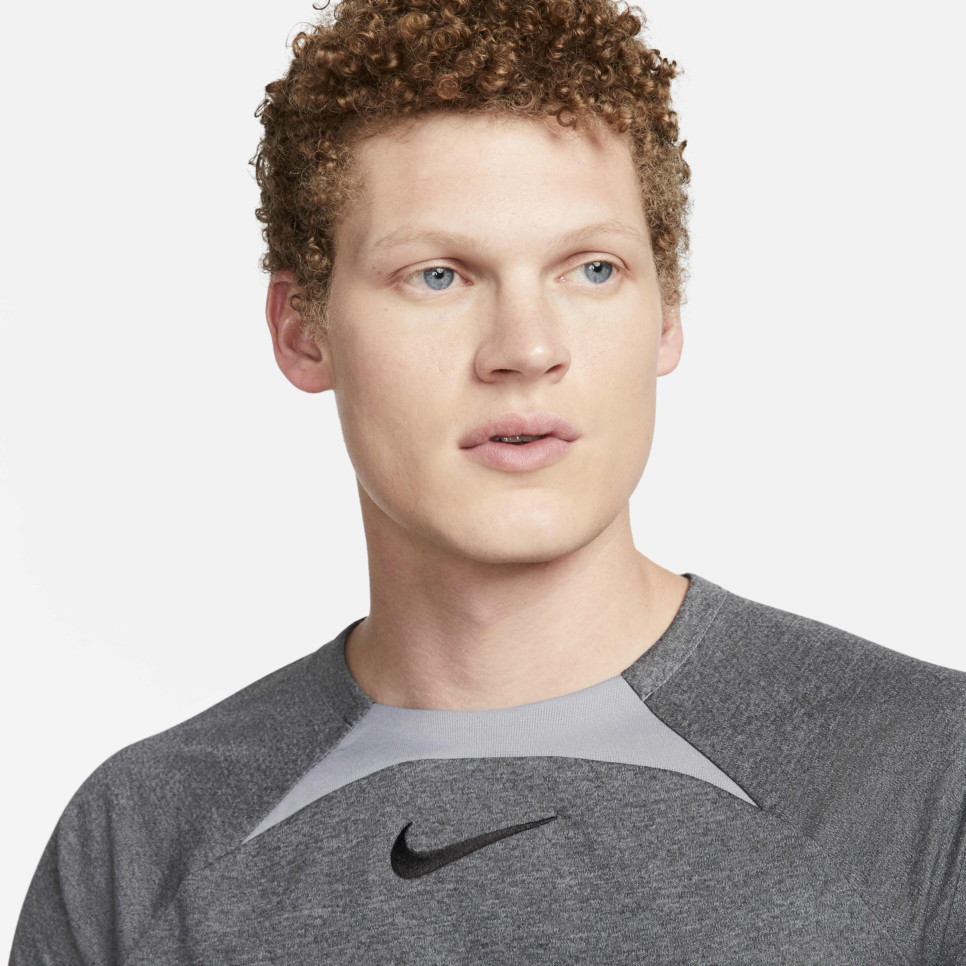 Nike Academy image number 2