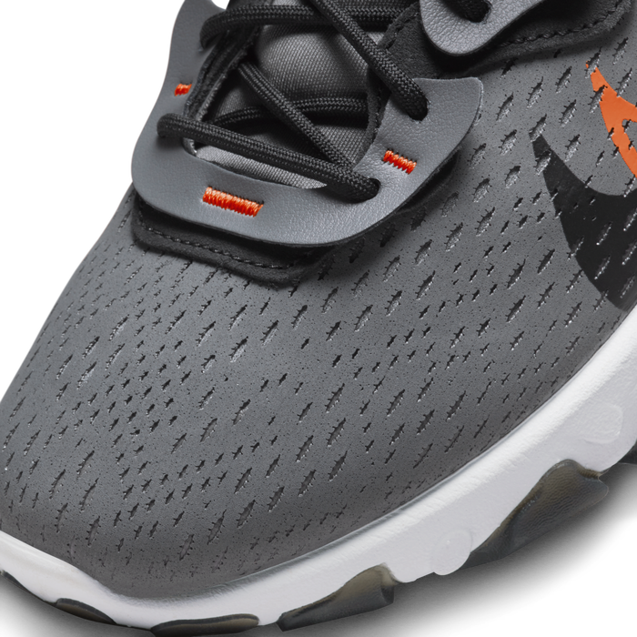 Mens nike reacts deals