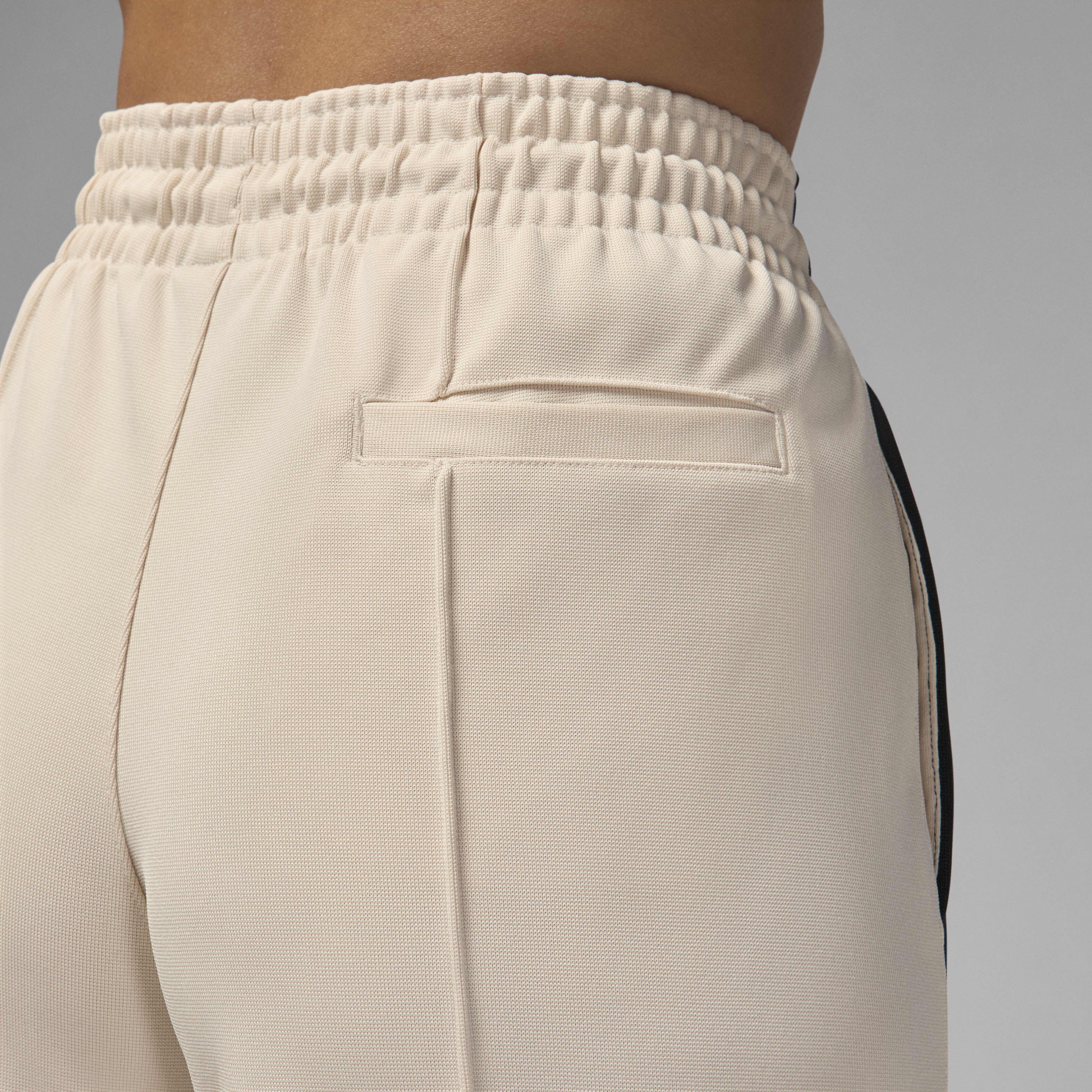 Ensemble jogging nike femme jordan new arrivals
