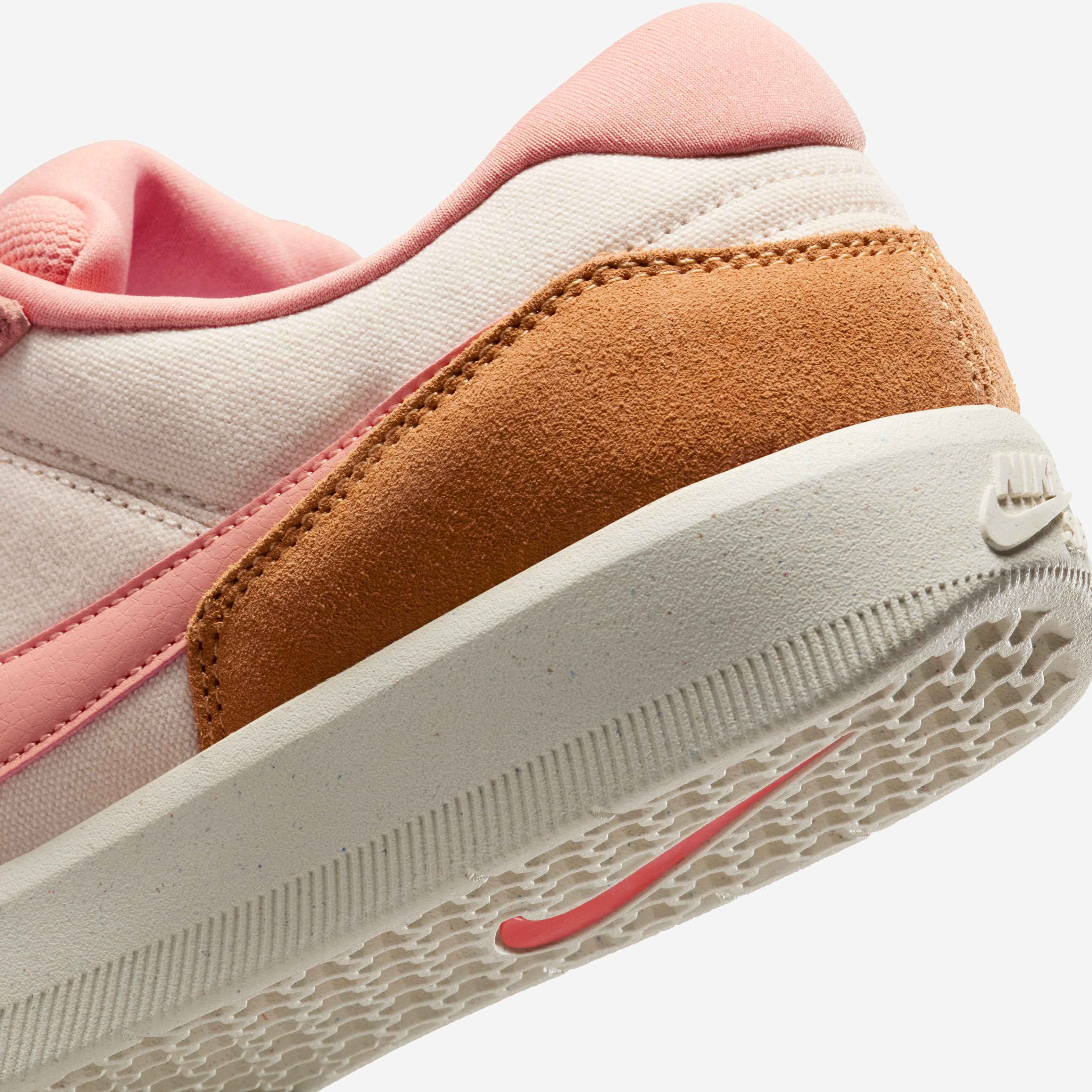 نايكي اس بي فورس 58 image number 7