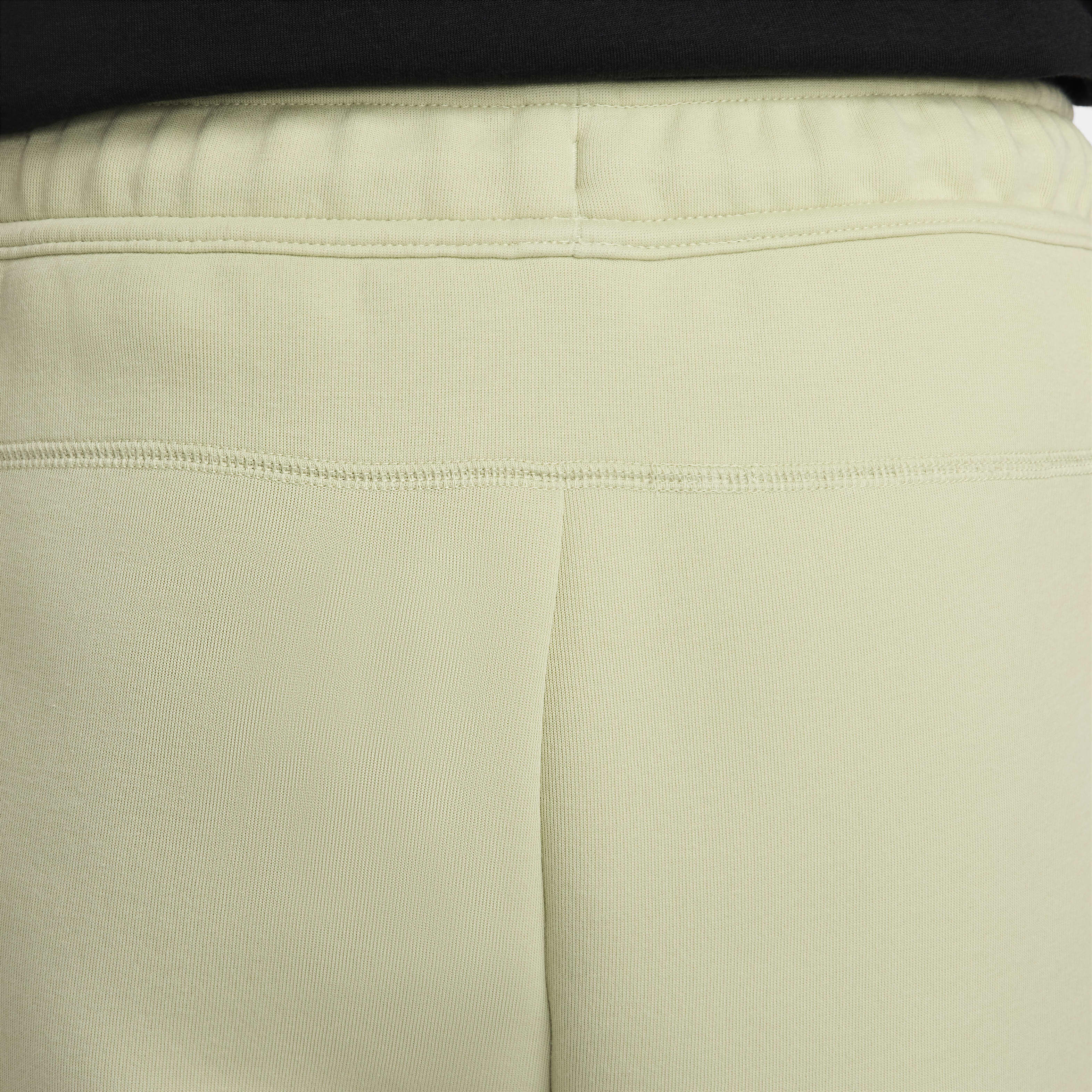 Nike Sportswear Tech Fleece image number 6