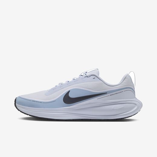 Nike Revolution 8 Utility