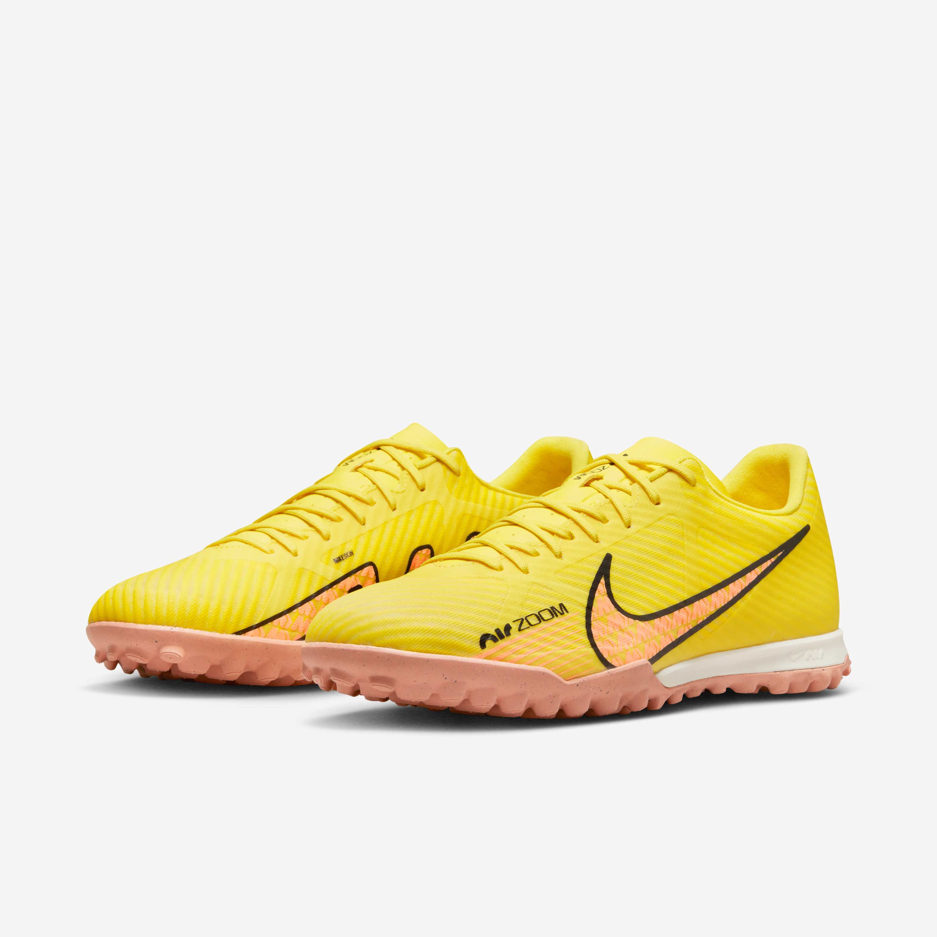 Nike Mercurial Vapor 15 Academy image number 4