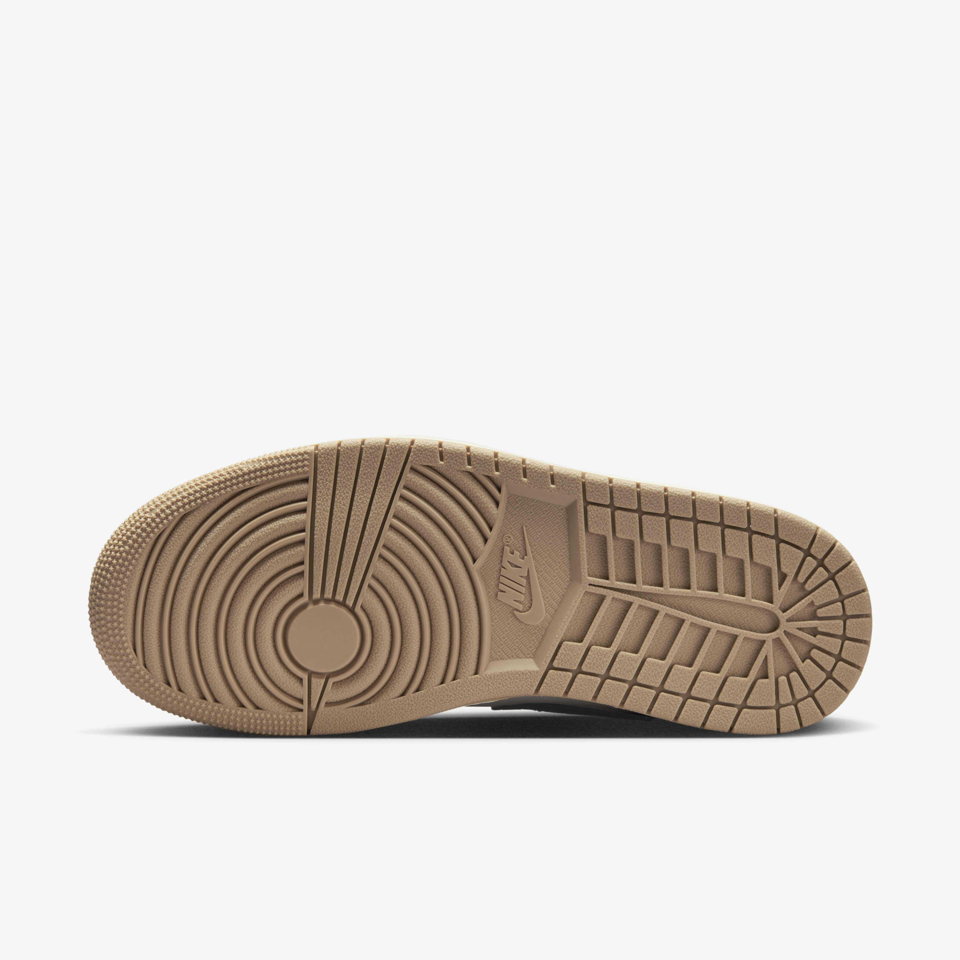 اير جوردن 1 ميد image number 1