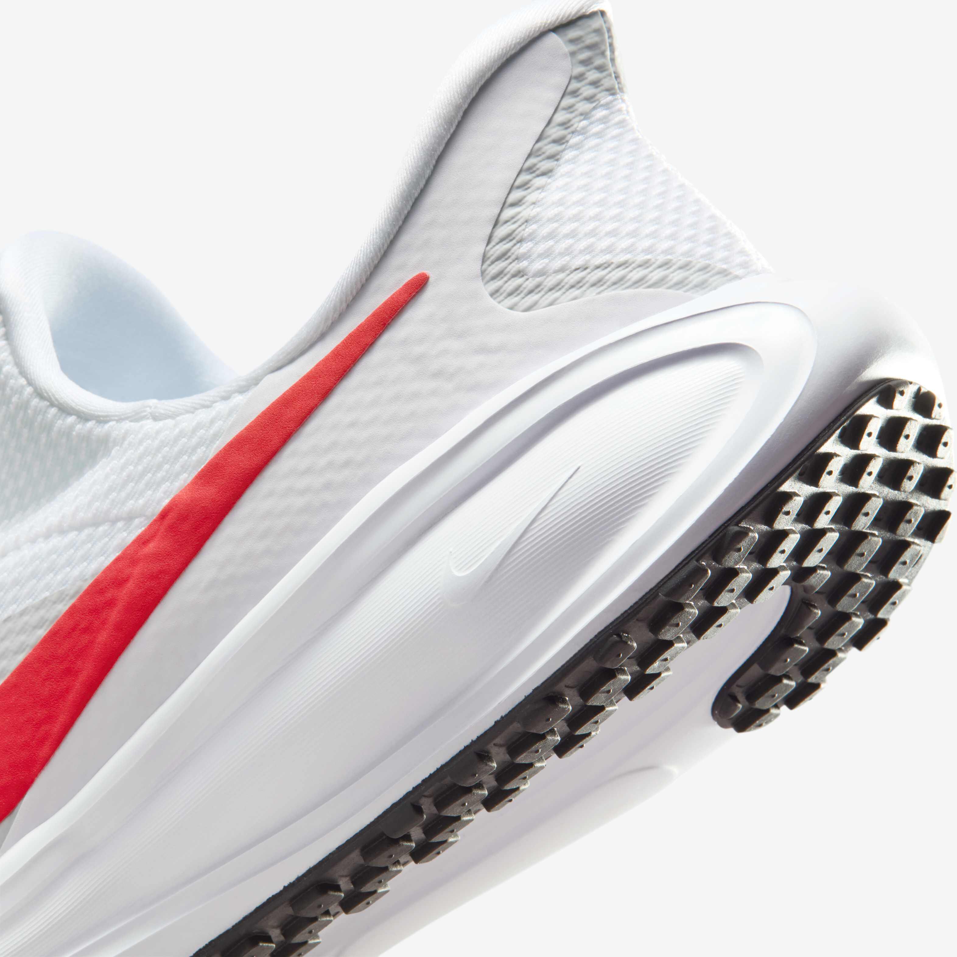 Nike Revolution 8 EasyOn image number 7