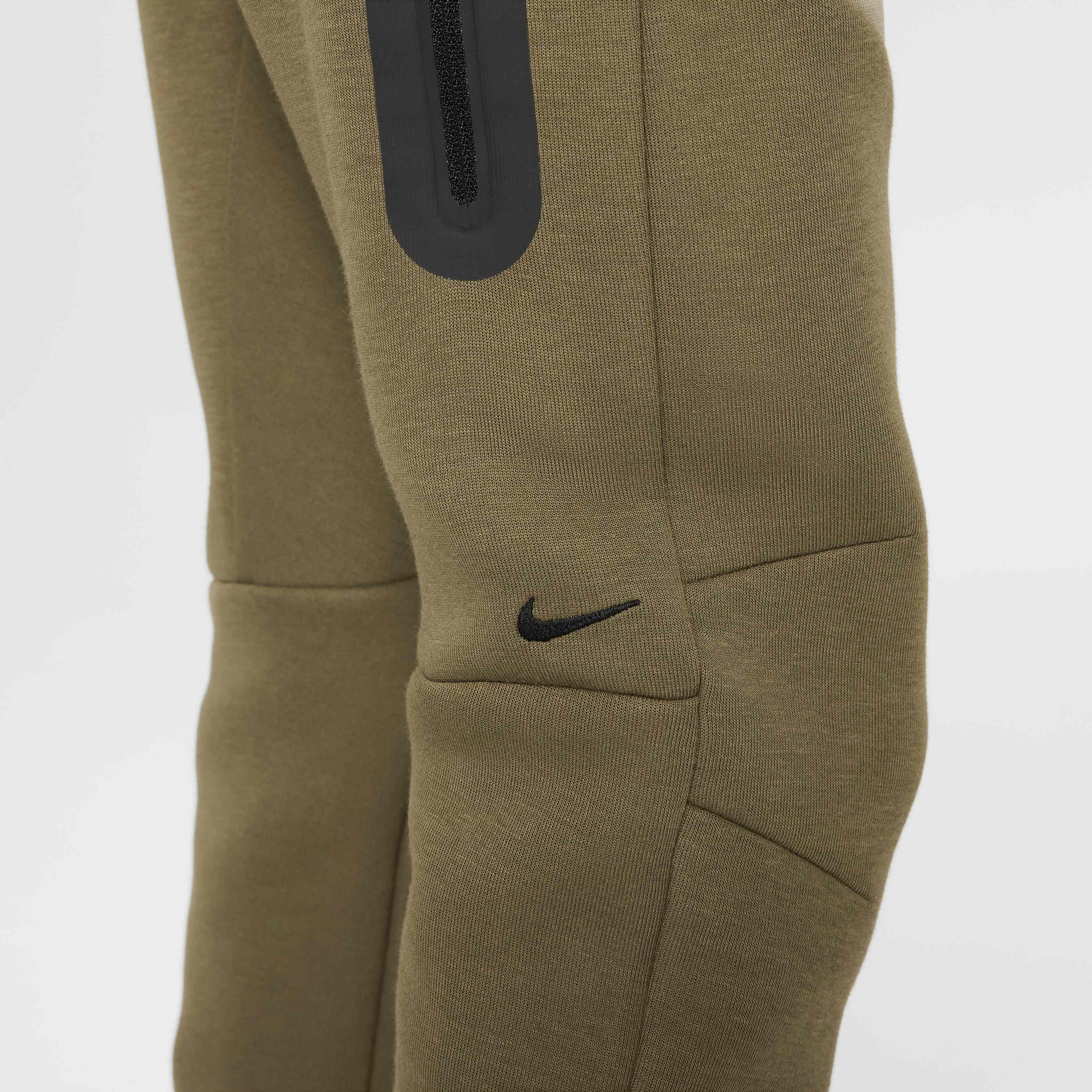 Nike Sportswear Tech Fleece image number 6