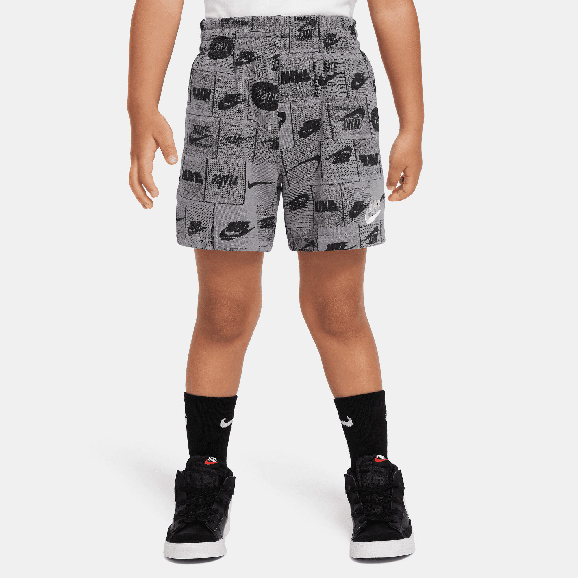 Nike Sportswear Club image number 0