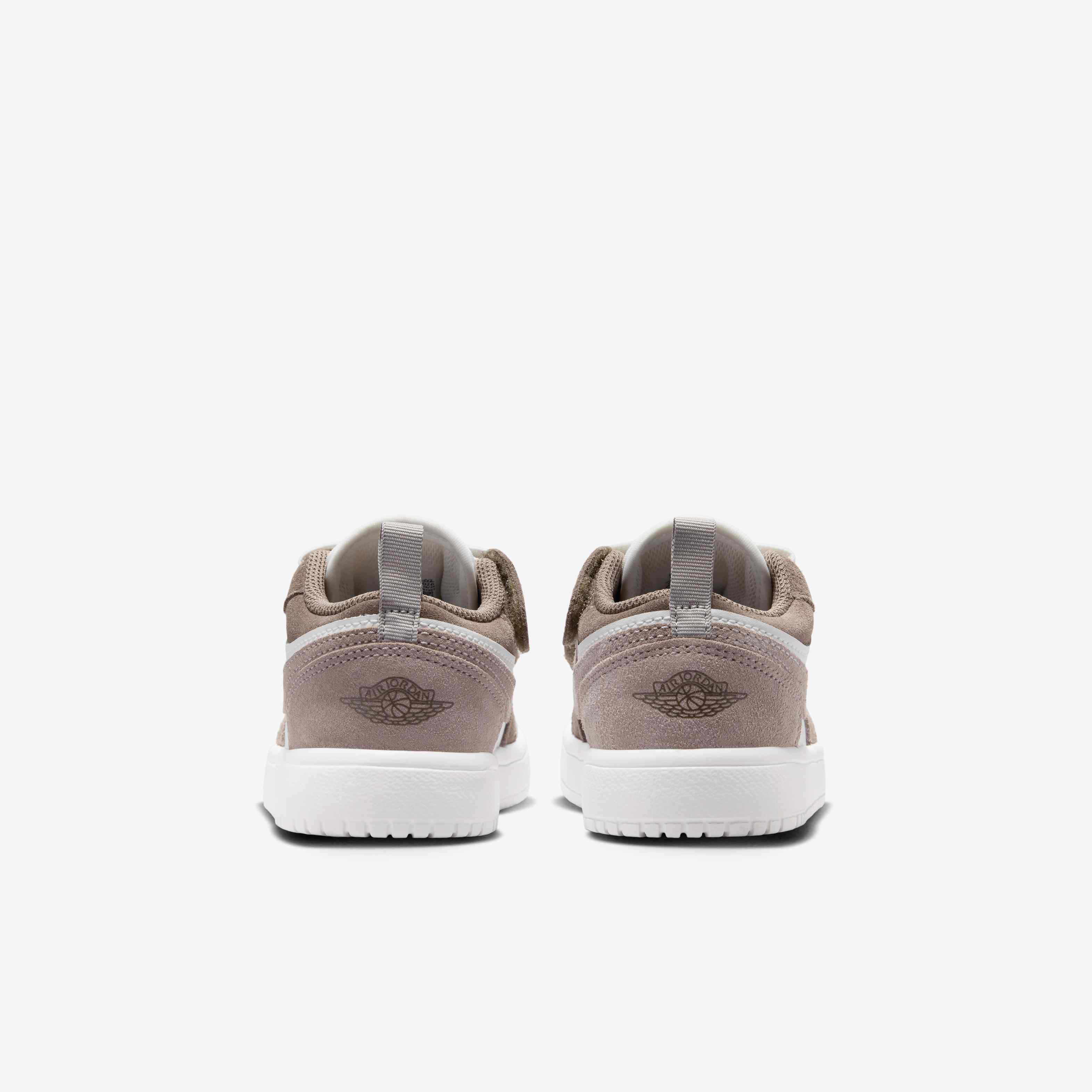 جوردن 1 لو الت image number 5