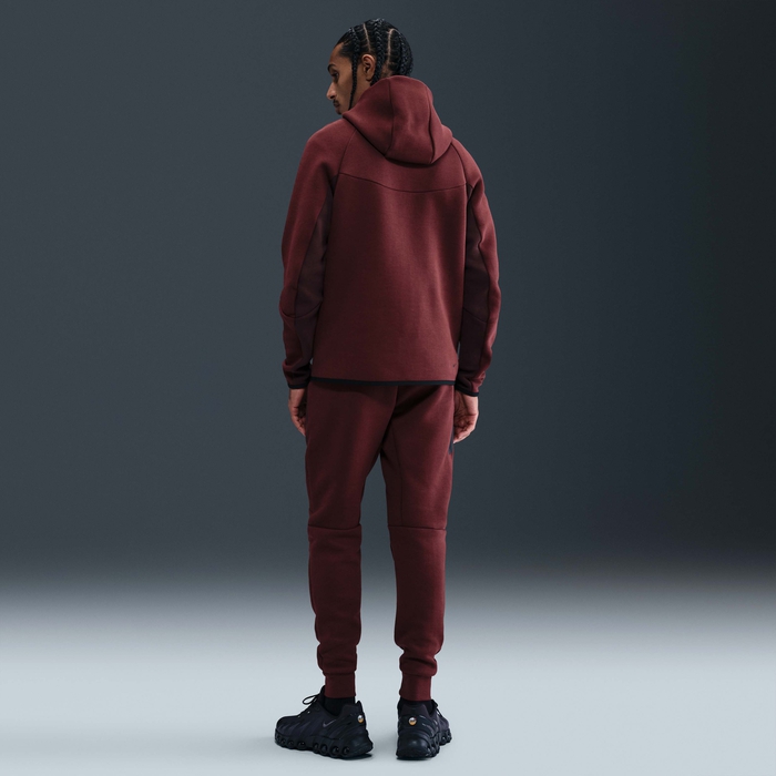 Nike Tech image number 4 Nike Tech image number 4