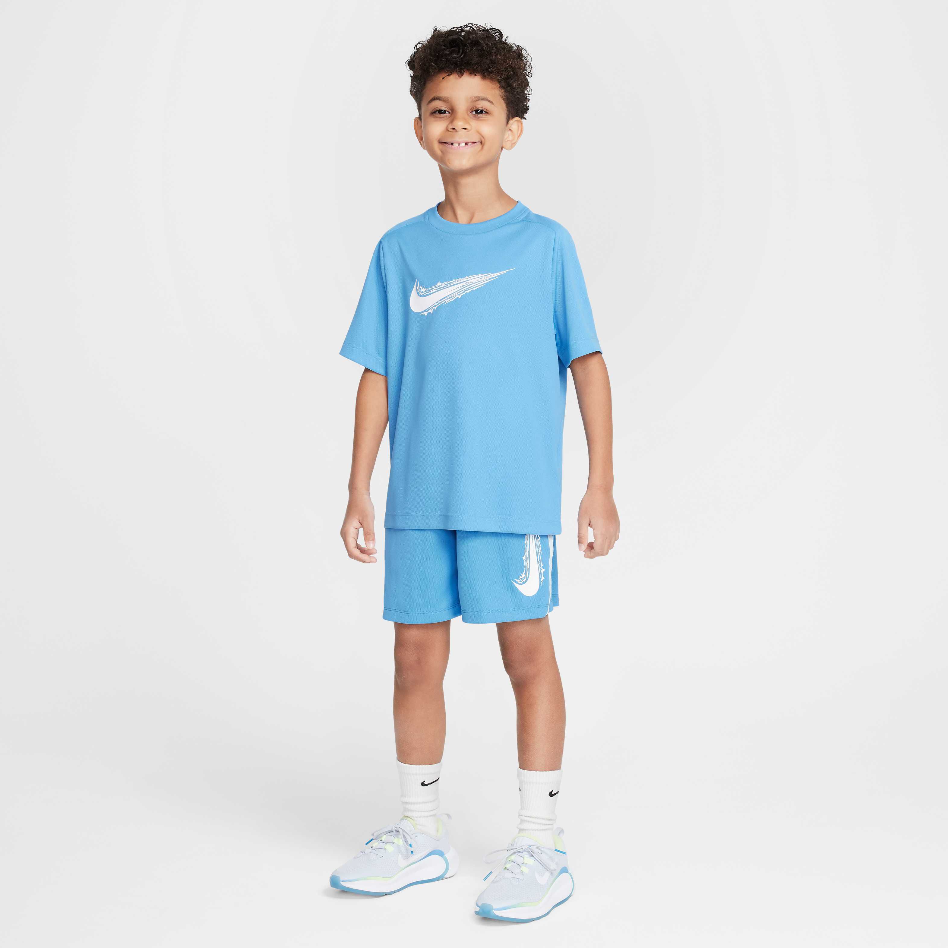 نايكي مالتي image number 6