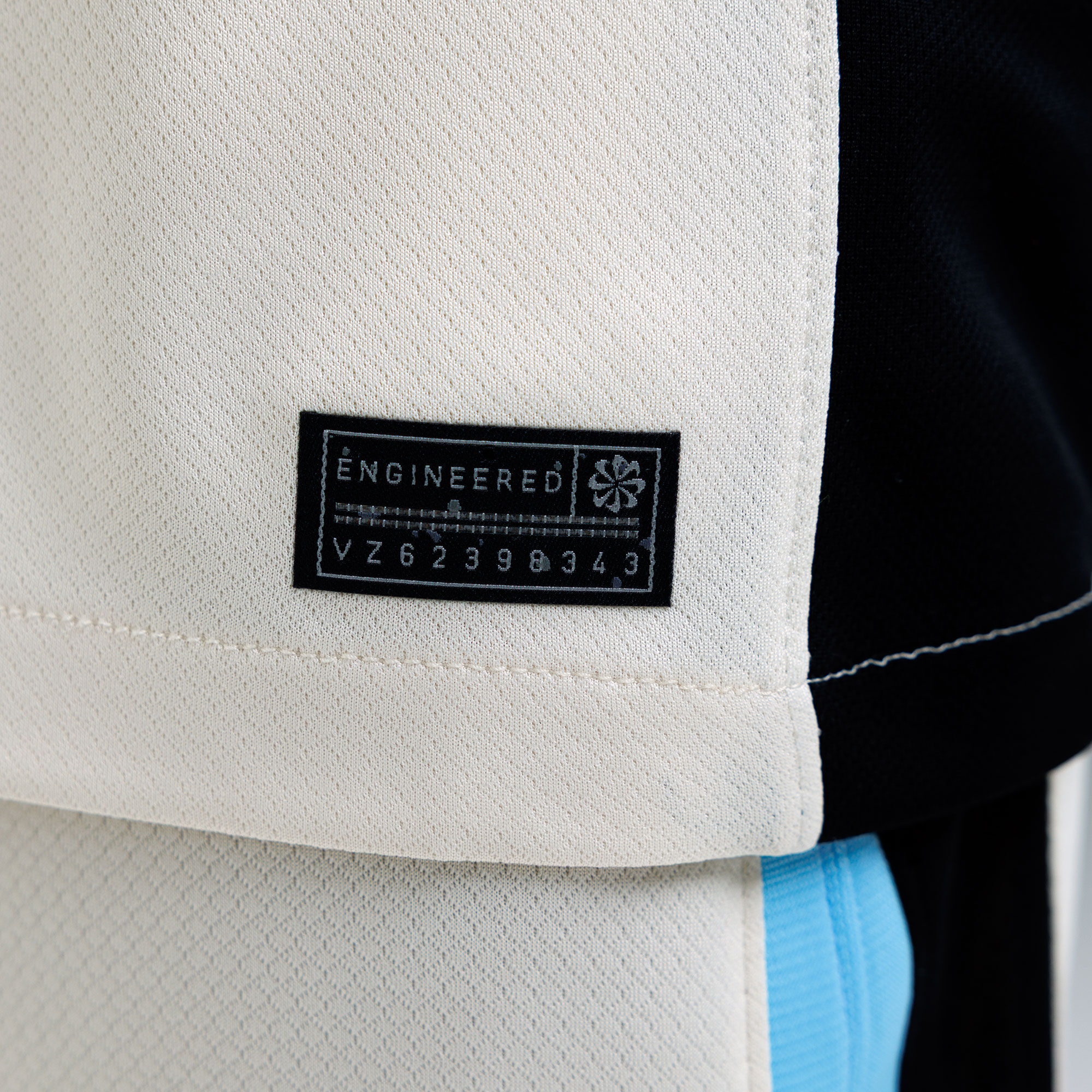 Al-Ittihad F.C. 2025/26 Stadium Away Jersey image number 4