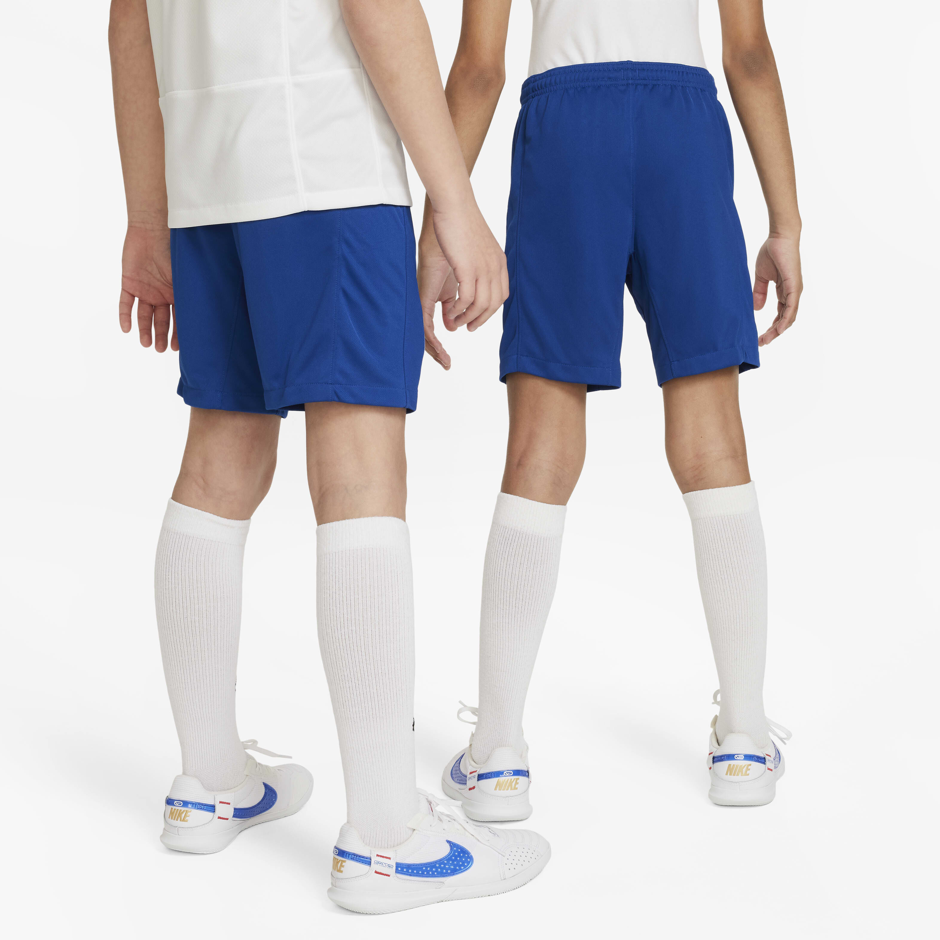 انجلترا 2022/23 ستيديوم الأساسي image number 1