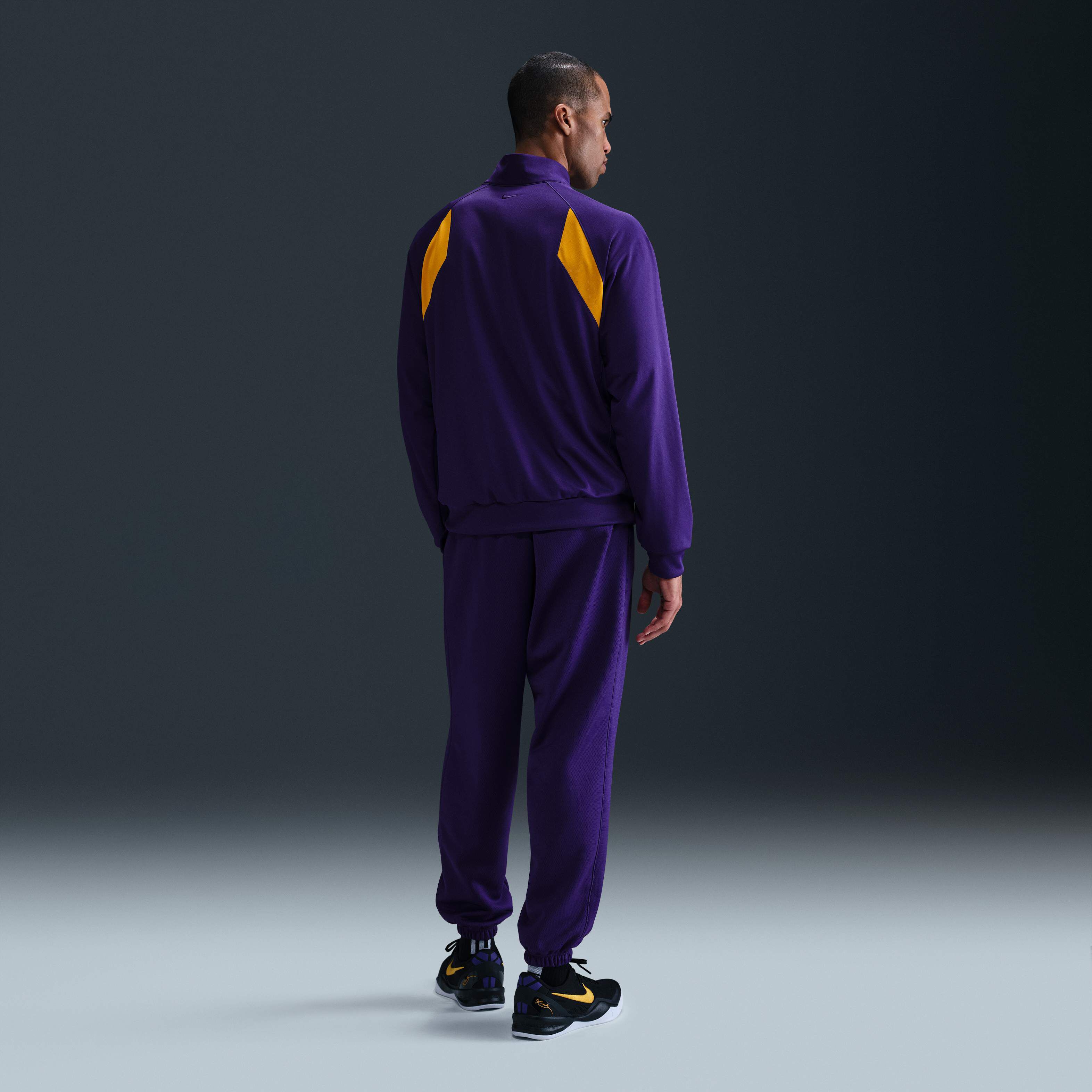 Kobe image number 3