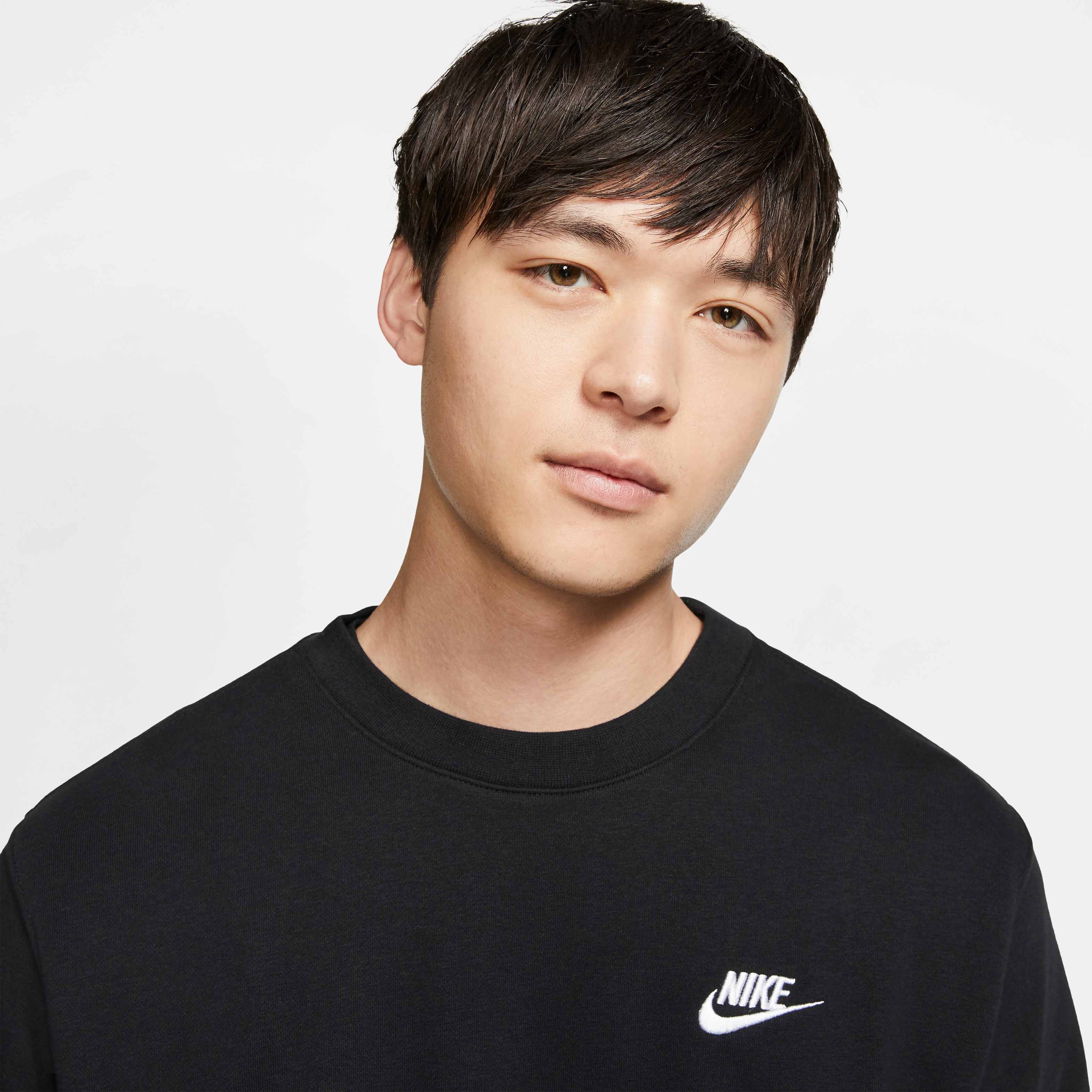 Nike Sportswear Club image number 2