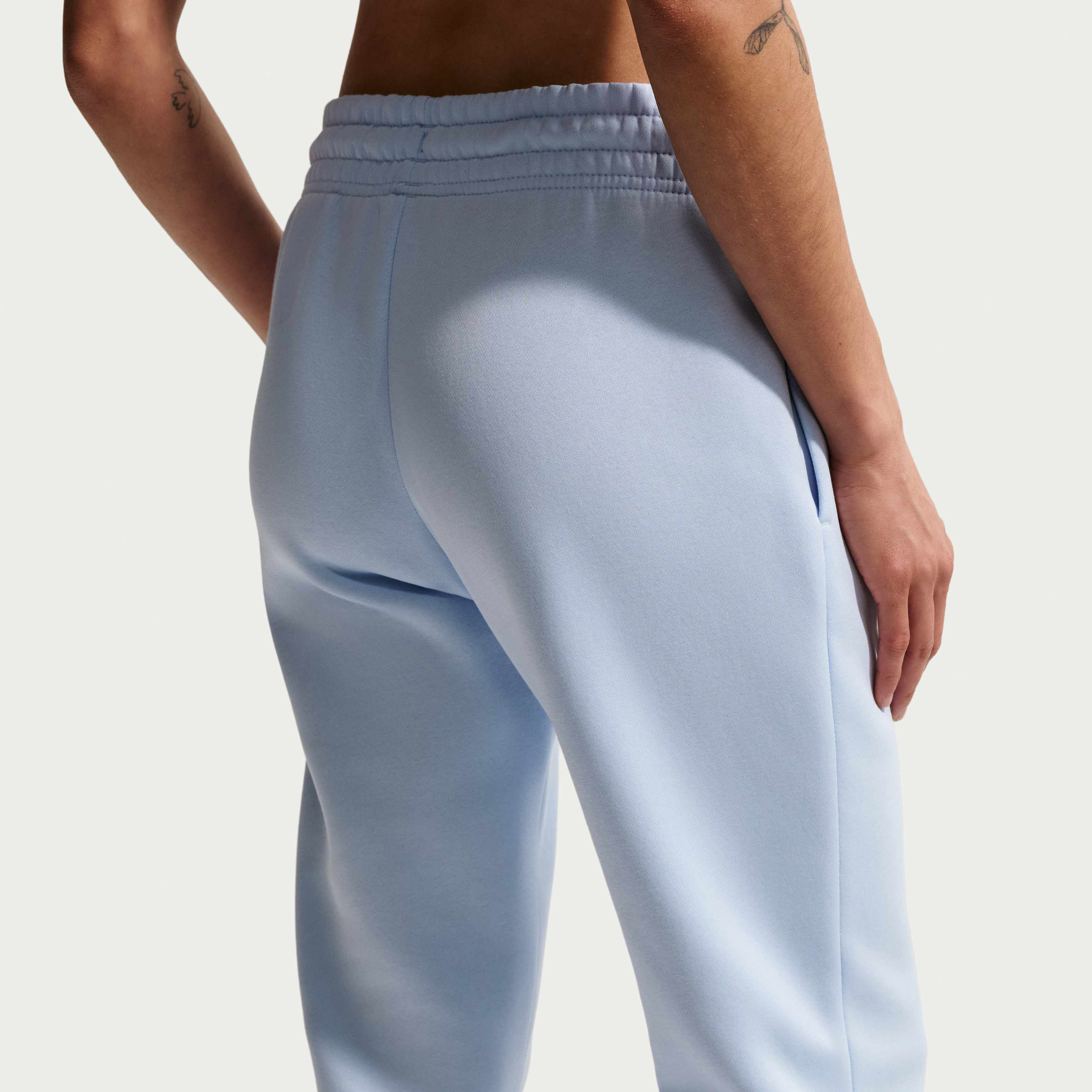 نايكي سبورتسوير فينيكس فليس image number 2