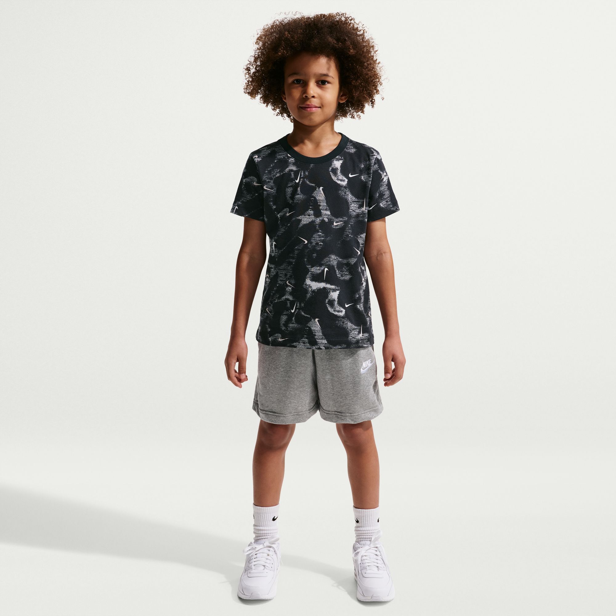 Nike Sportswear image number 0