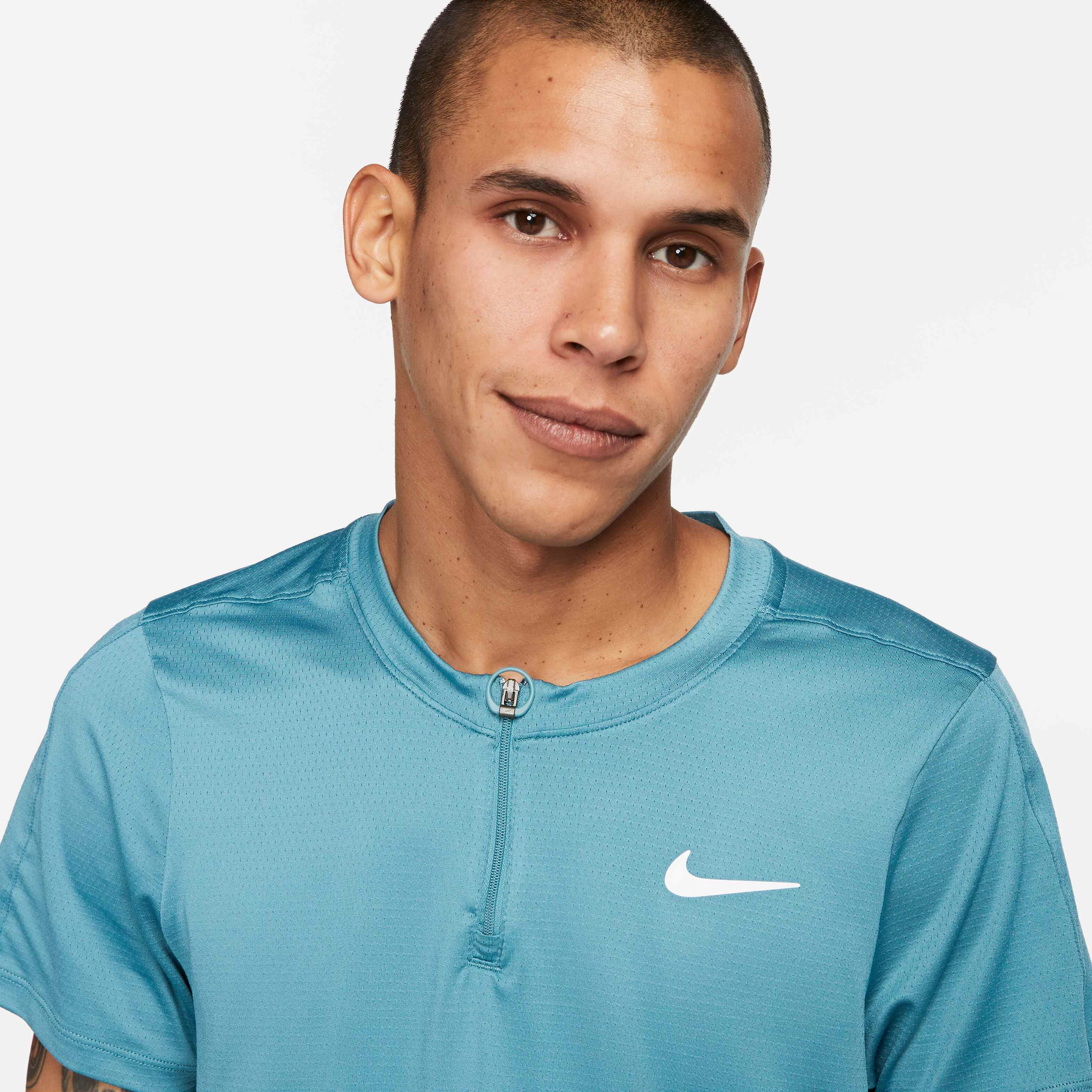 NikeCourt Dri-FIT Advantage image number 2