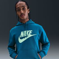 Nike Sportswear Club