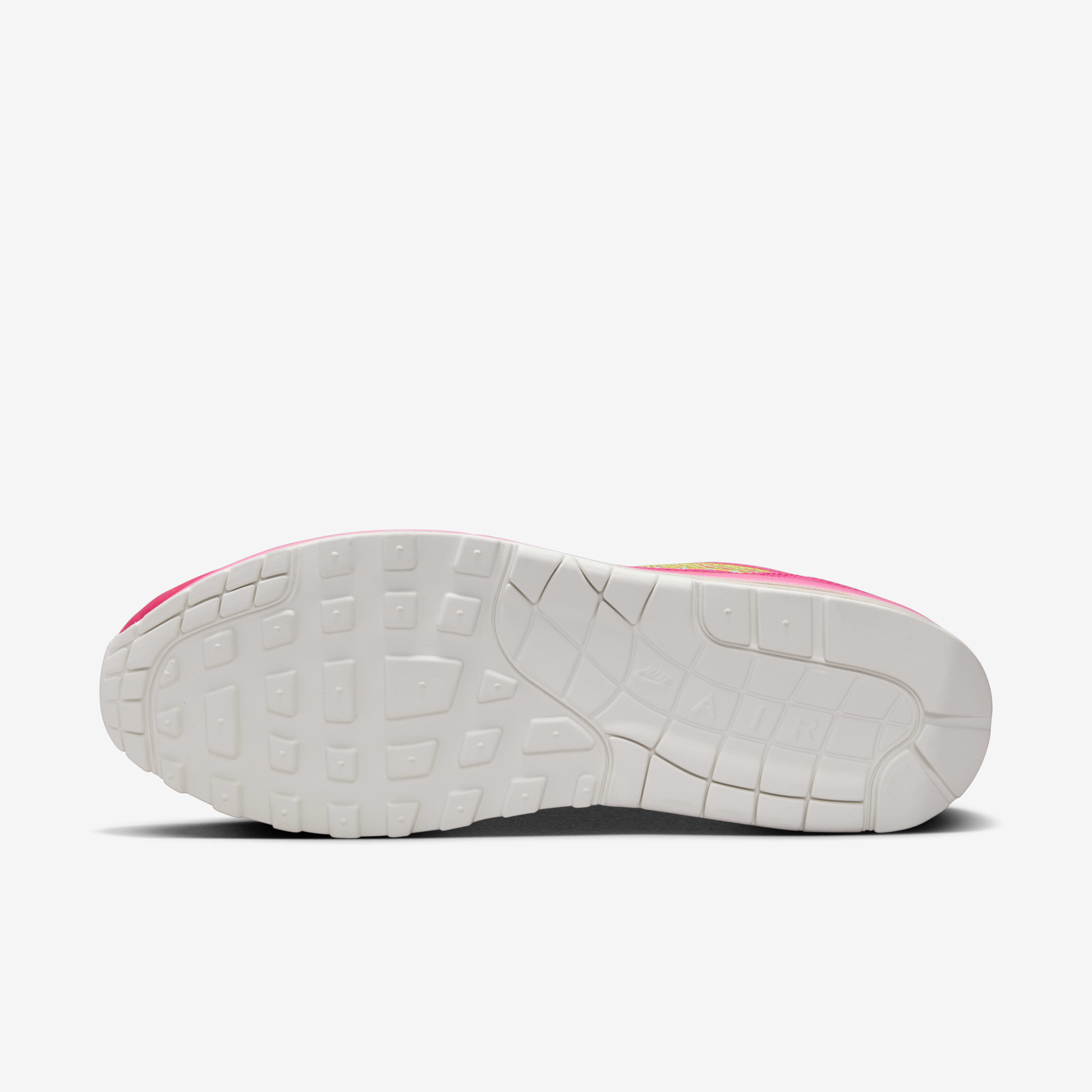 اير ماكس 1 بريميوم image number 1