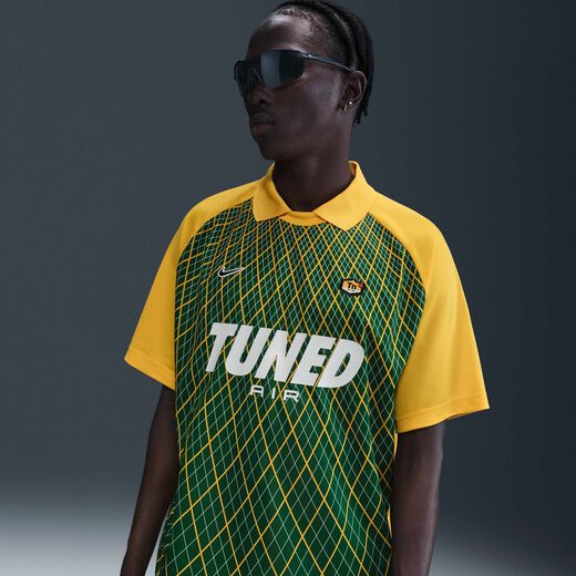 نايكي سبورتسوير