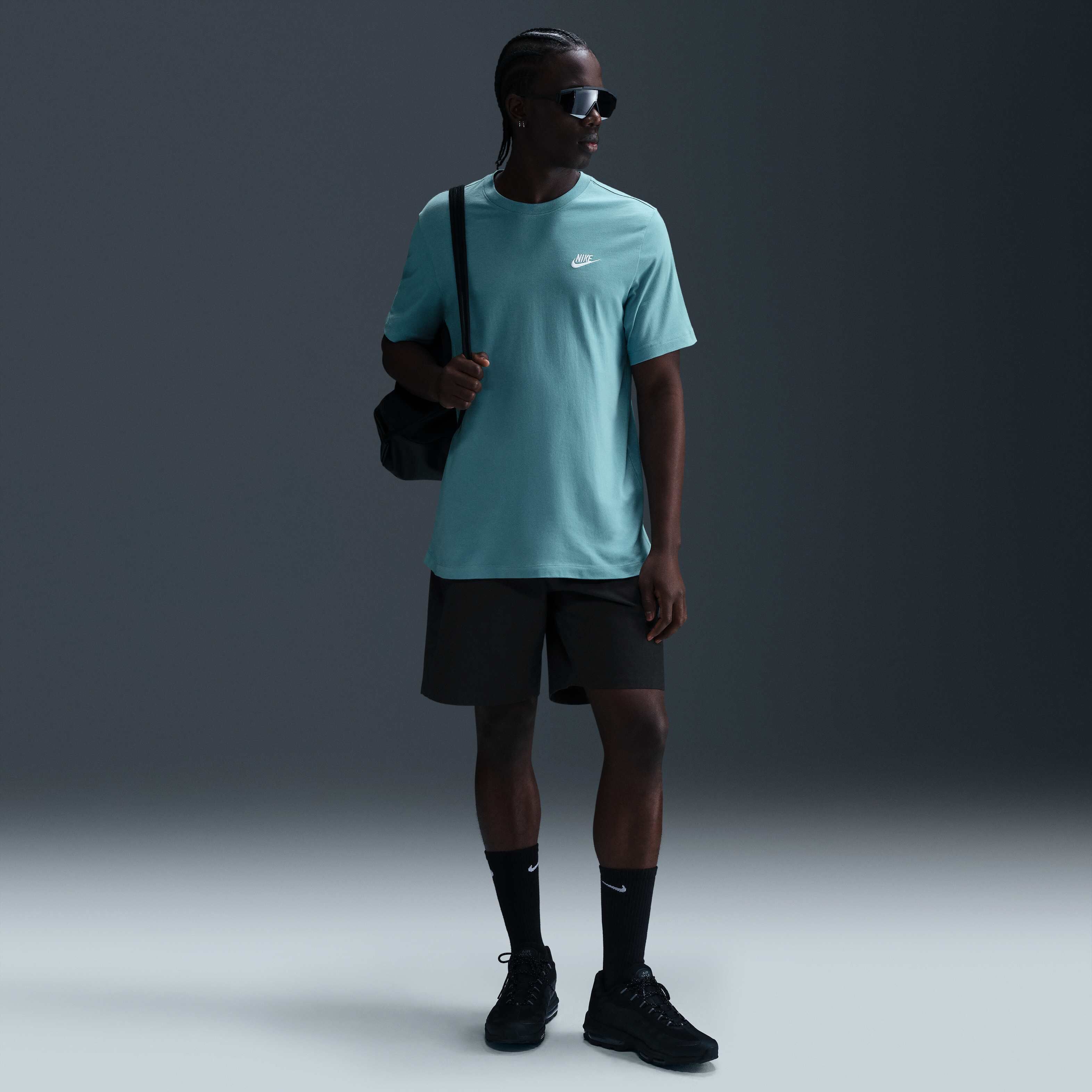 Nike Sportswear Club image number 3