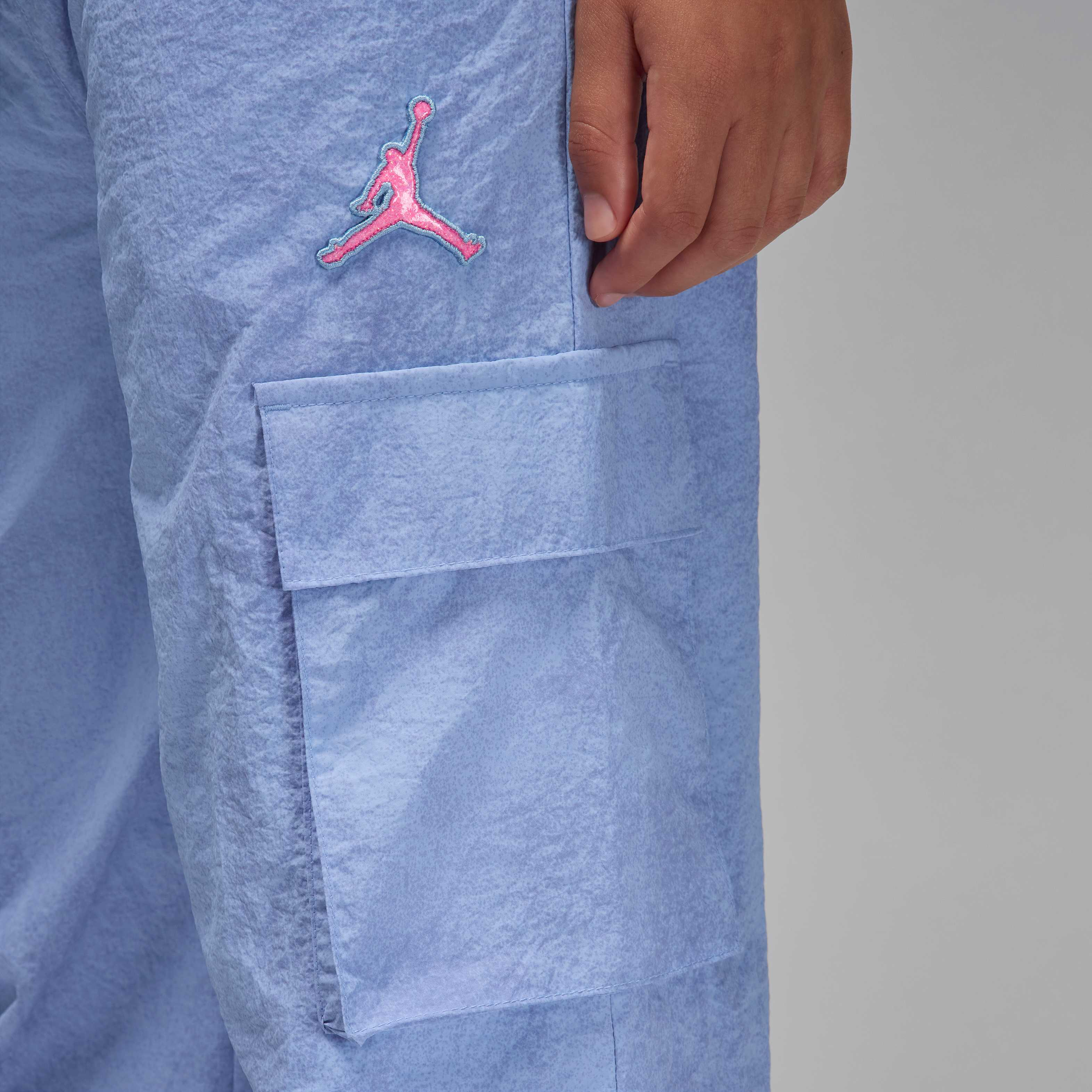 جوردن بلو جينز أند بلينج image number 4