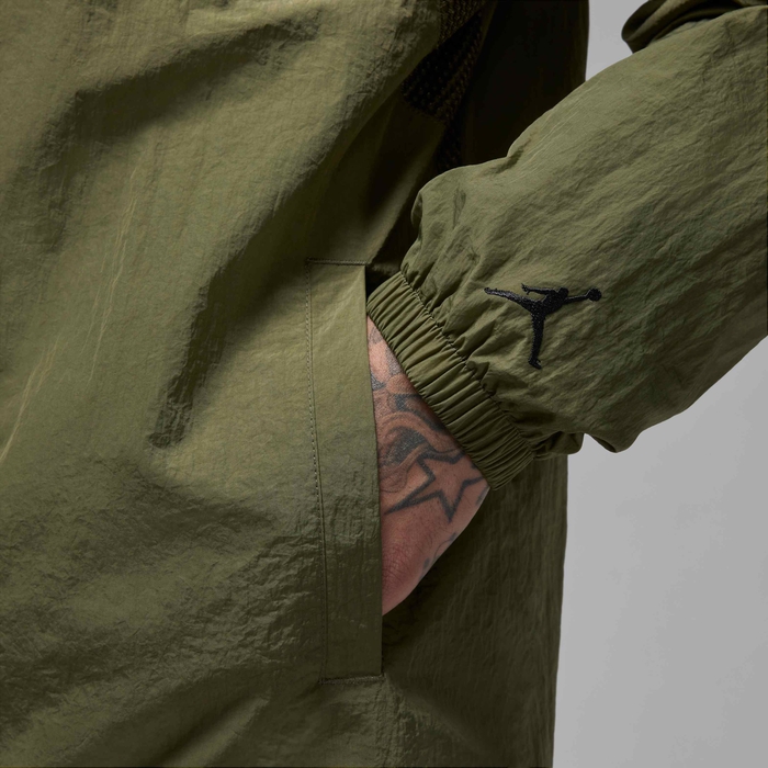 Jordan Essentials image number 5 Jordan Essentials image number 5