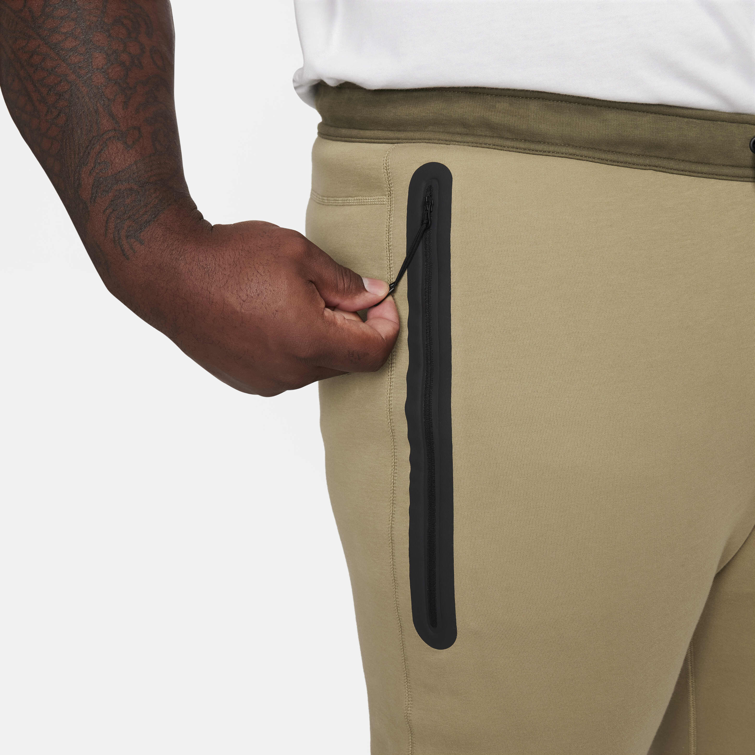 نايكي سبورتسوير تك فليس image number 13