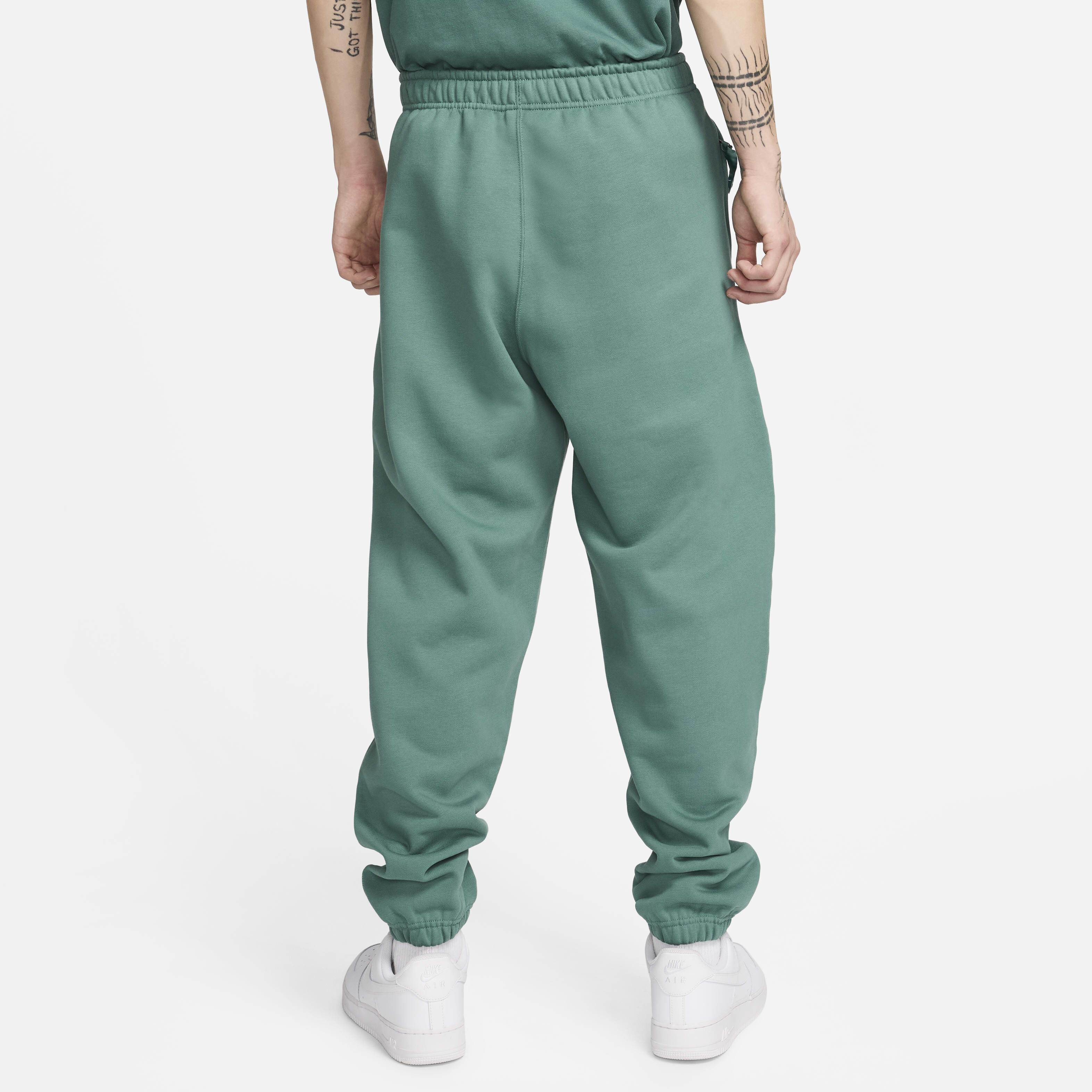 Nike Solo Swoosh image number 1