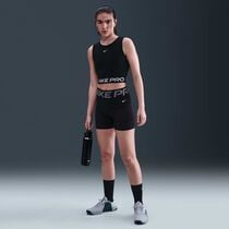 Nike Pro Sculpt