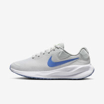 Nike Revolution 7