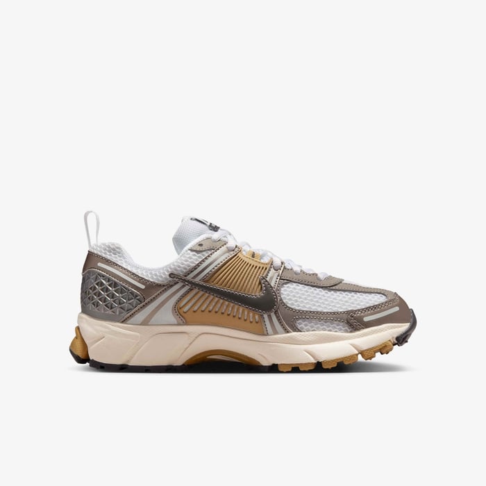 Nike Vomero 5 image number 2 Nike Vomero 5 image number 2