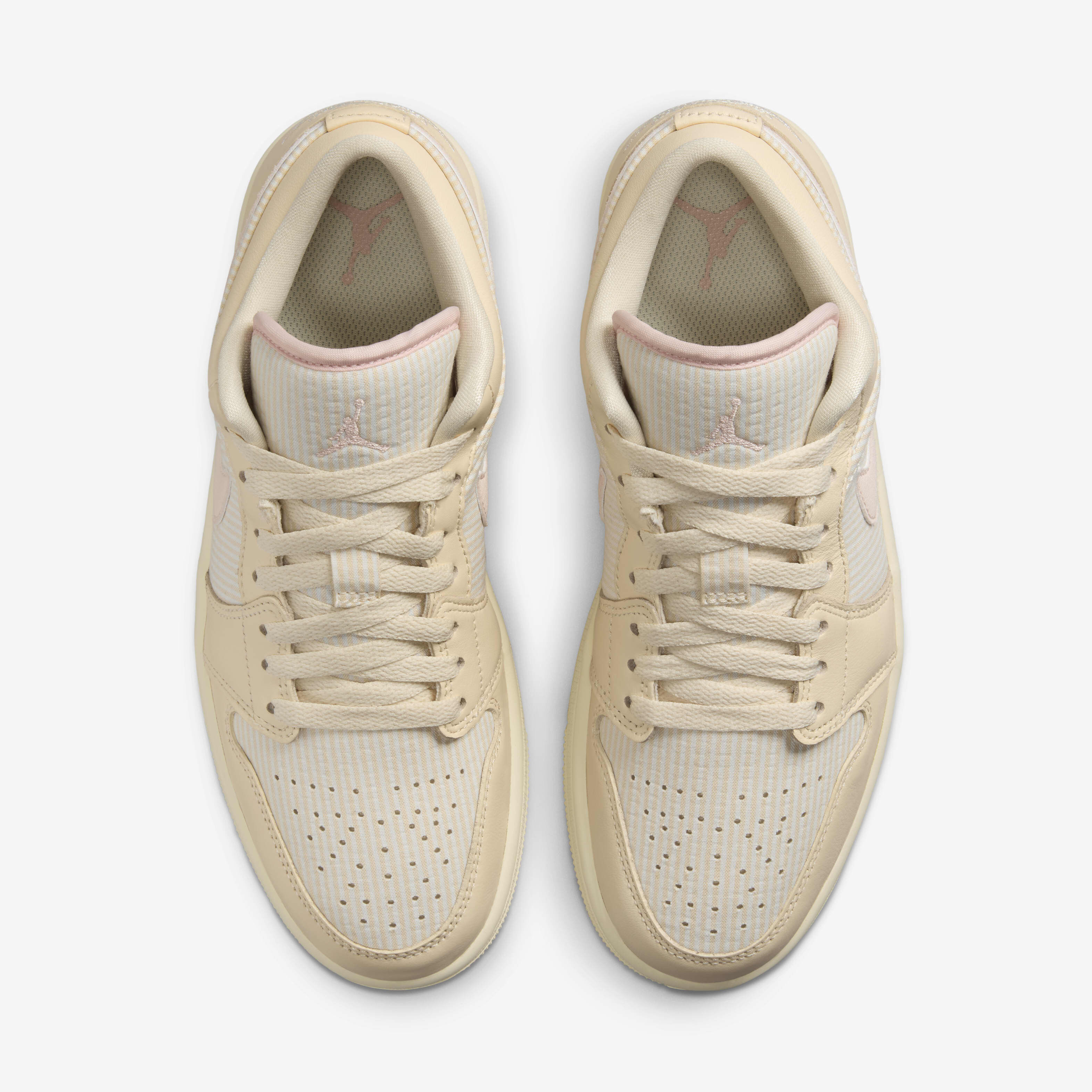 Air Jordan 1 Low SE image number 3