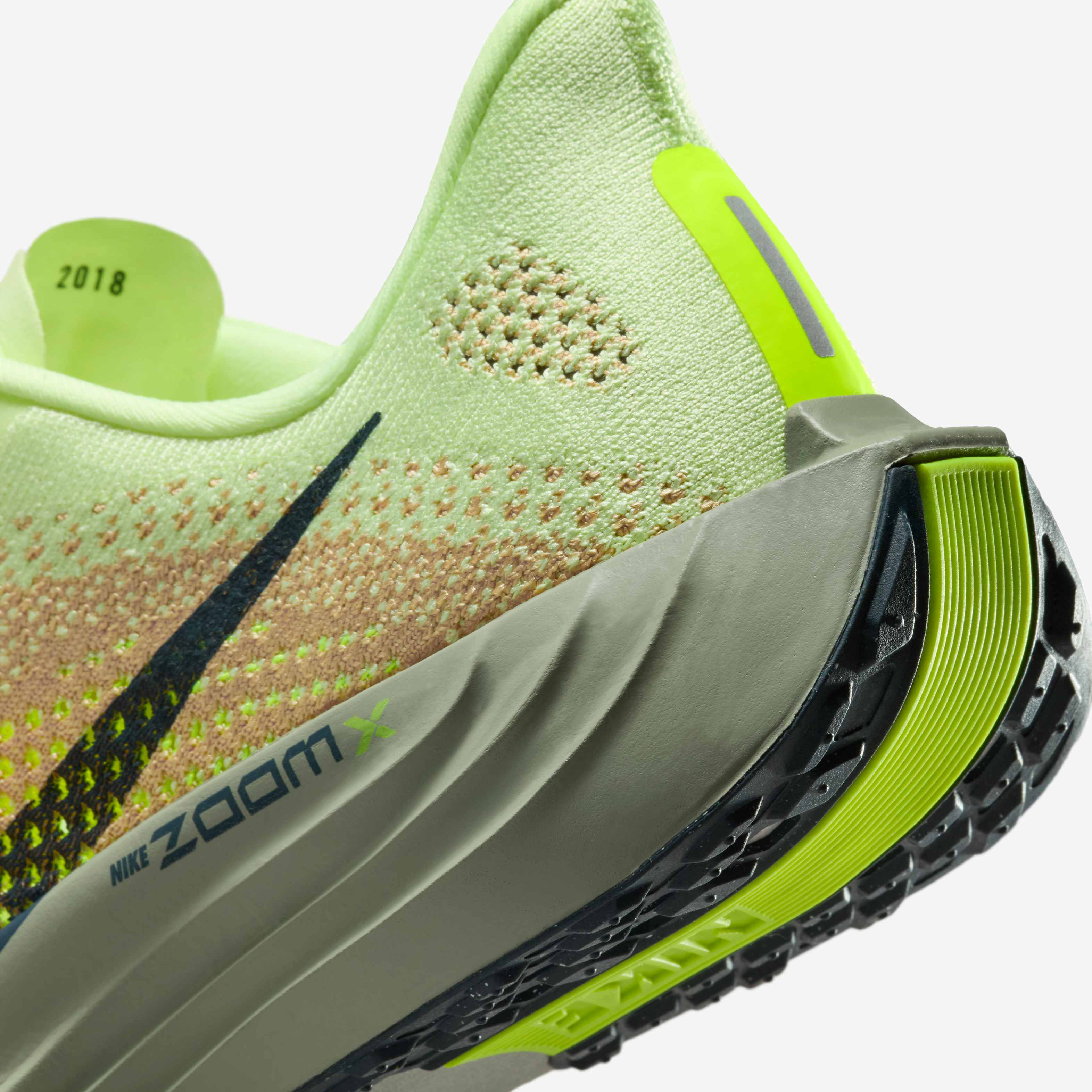 Nike Pegasus Plus image number 7