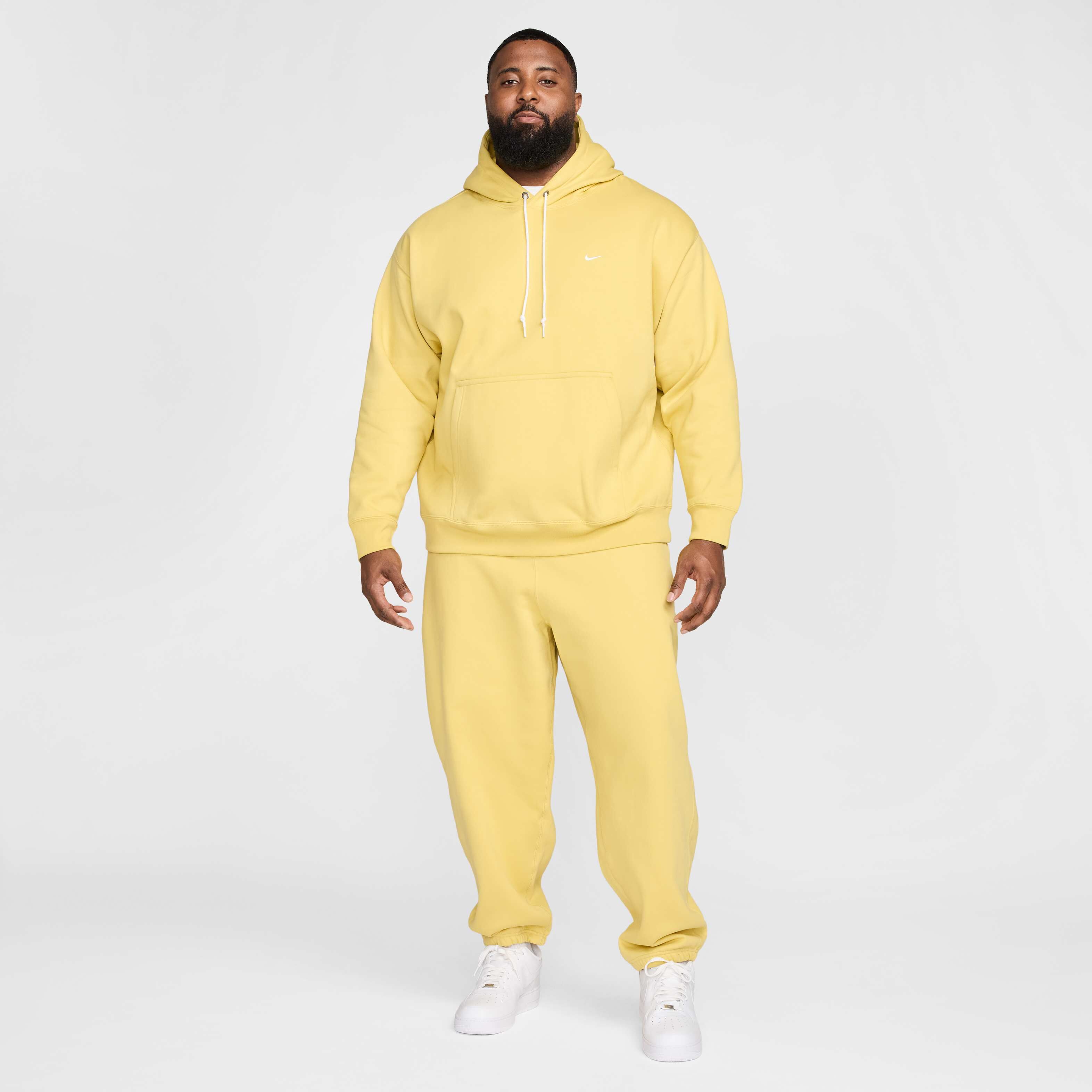 Nike Solo Swoosh image number 10