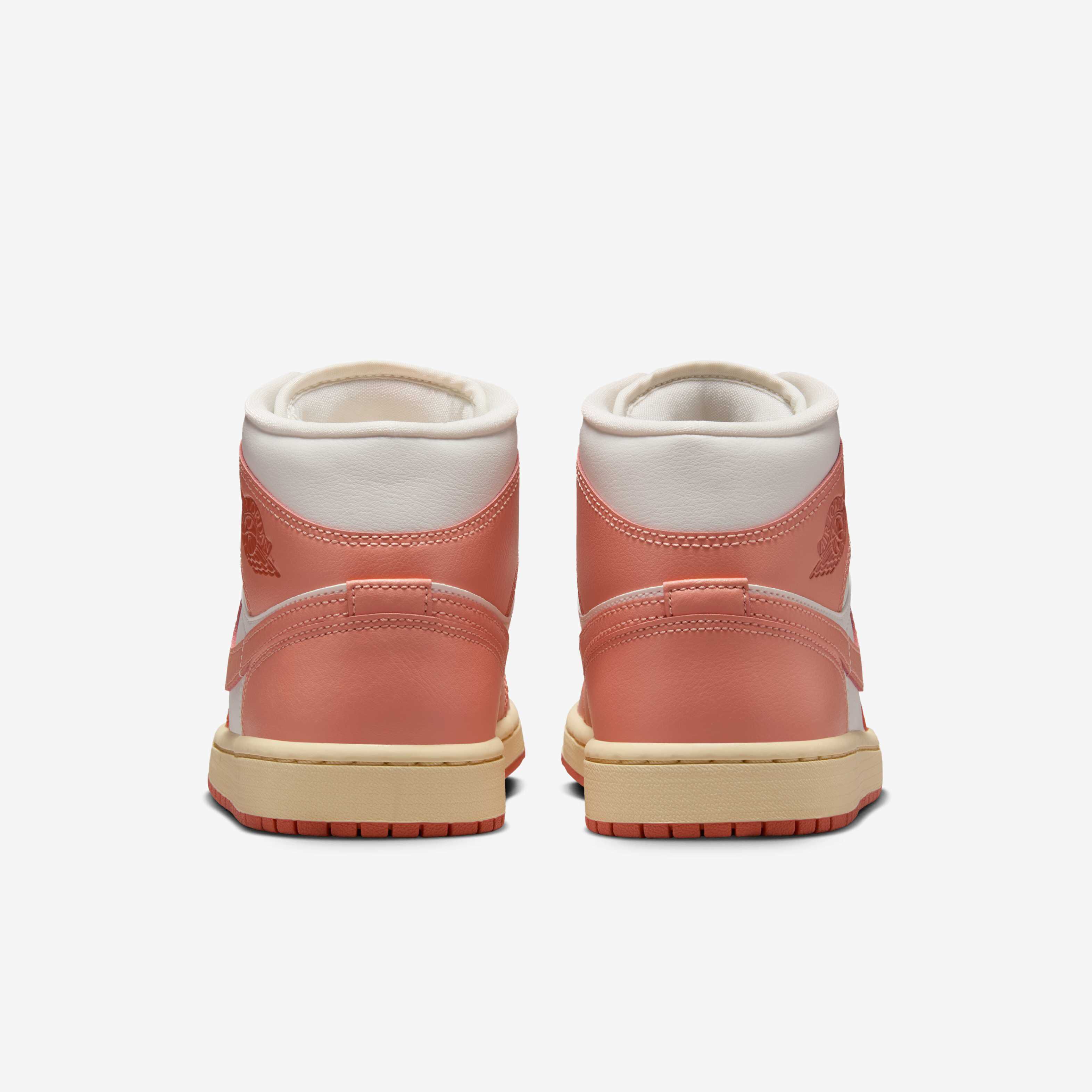 Air Jordan 1 Mid image number 5