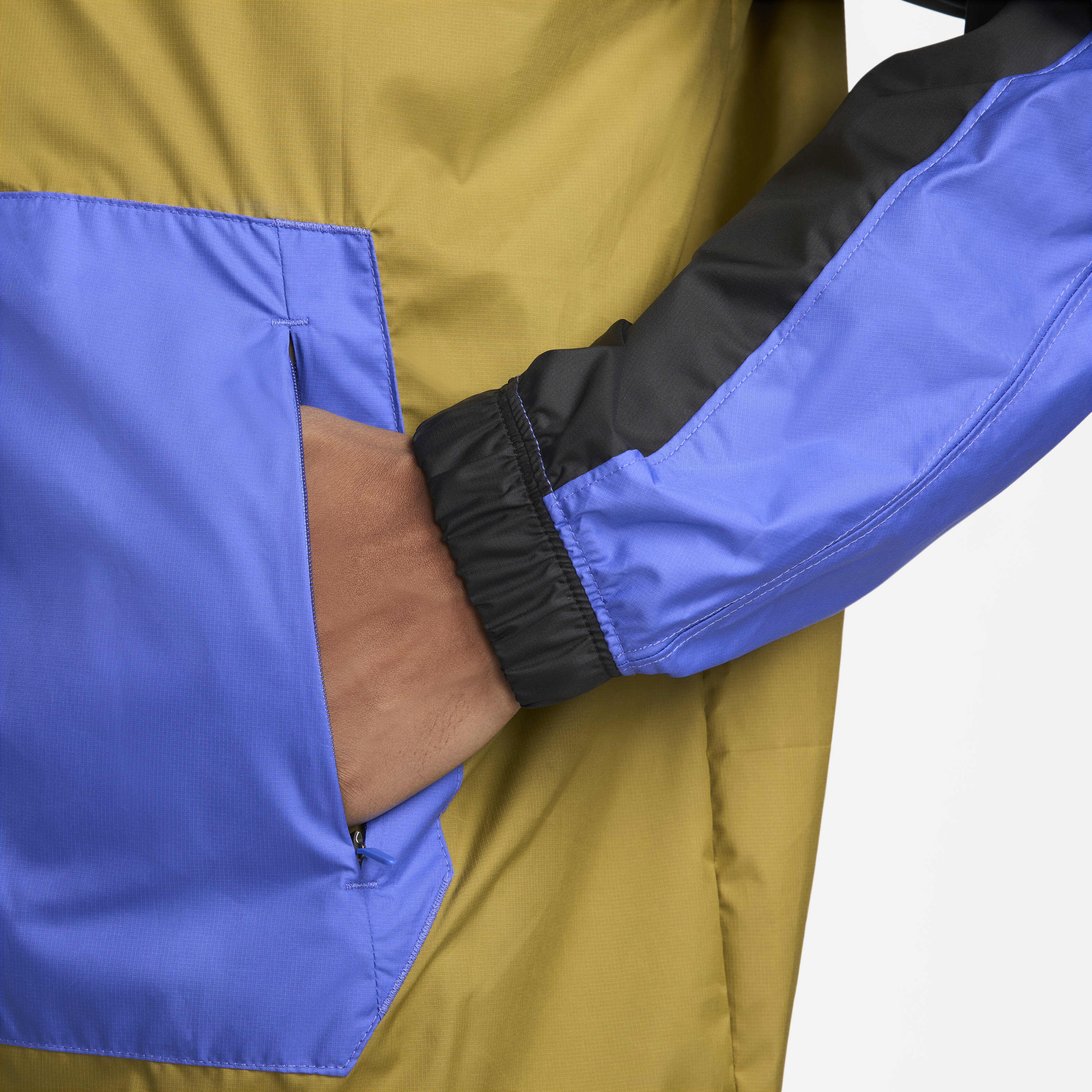 نايكي سبورتسوير image number 3