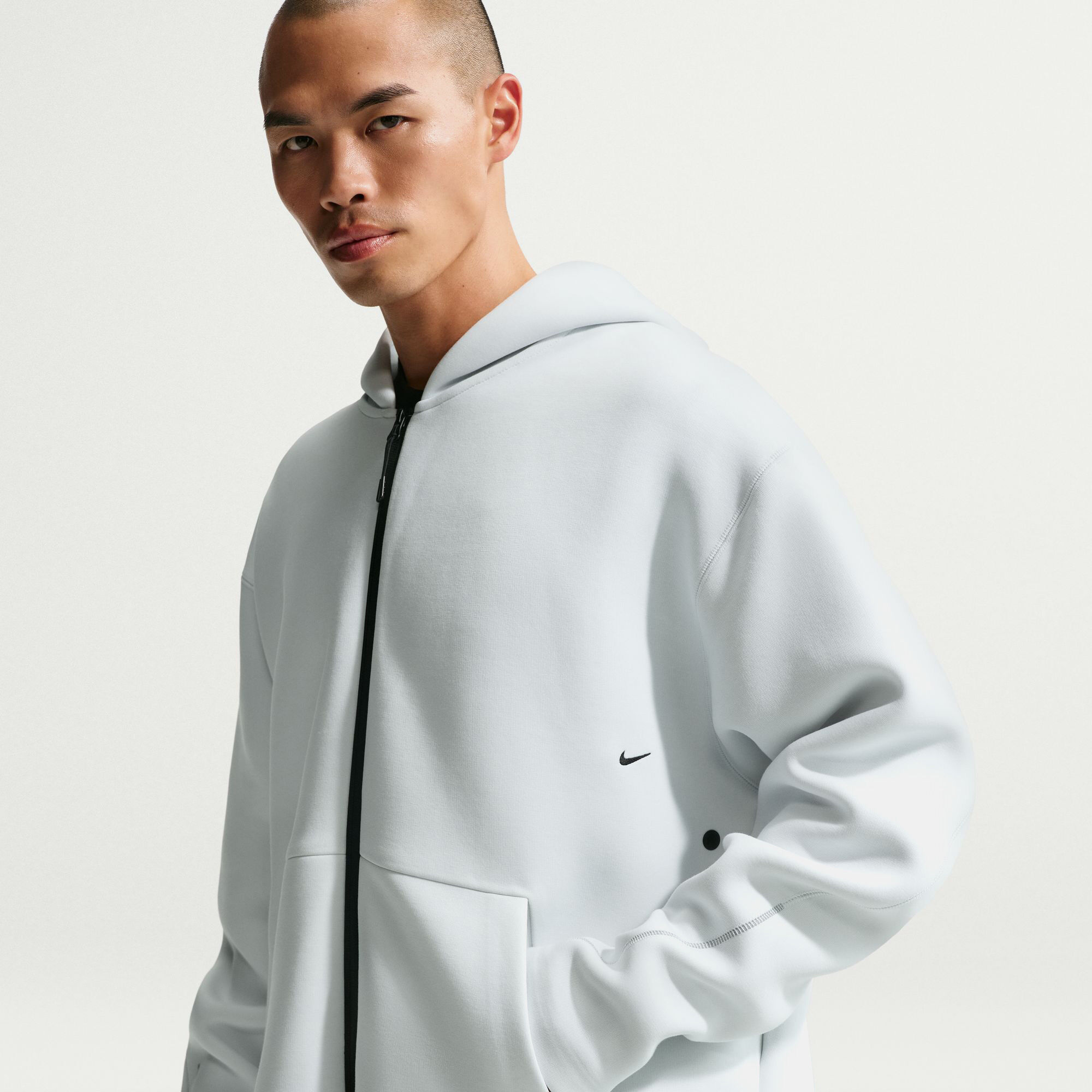 Nike Tech image number 2
