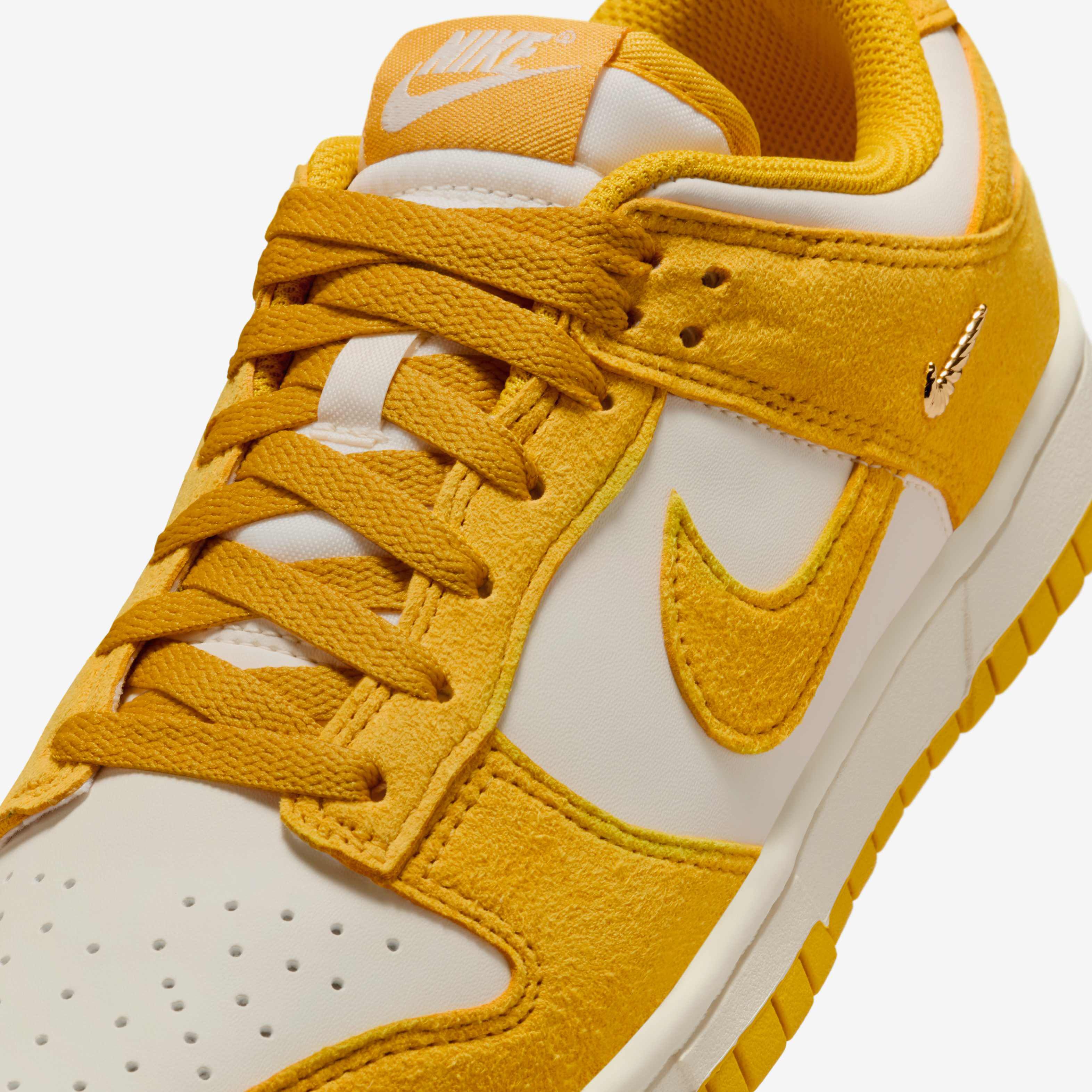 Nike Dunk Low Suede image number 6