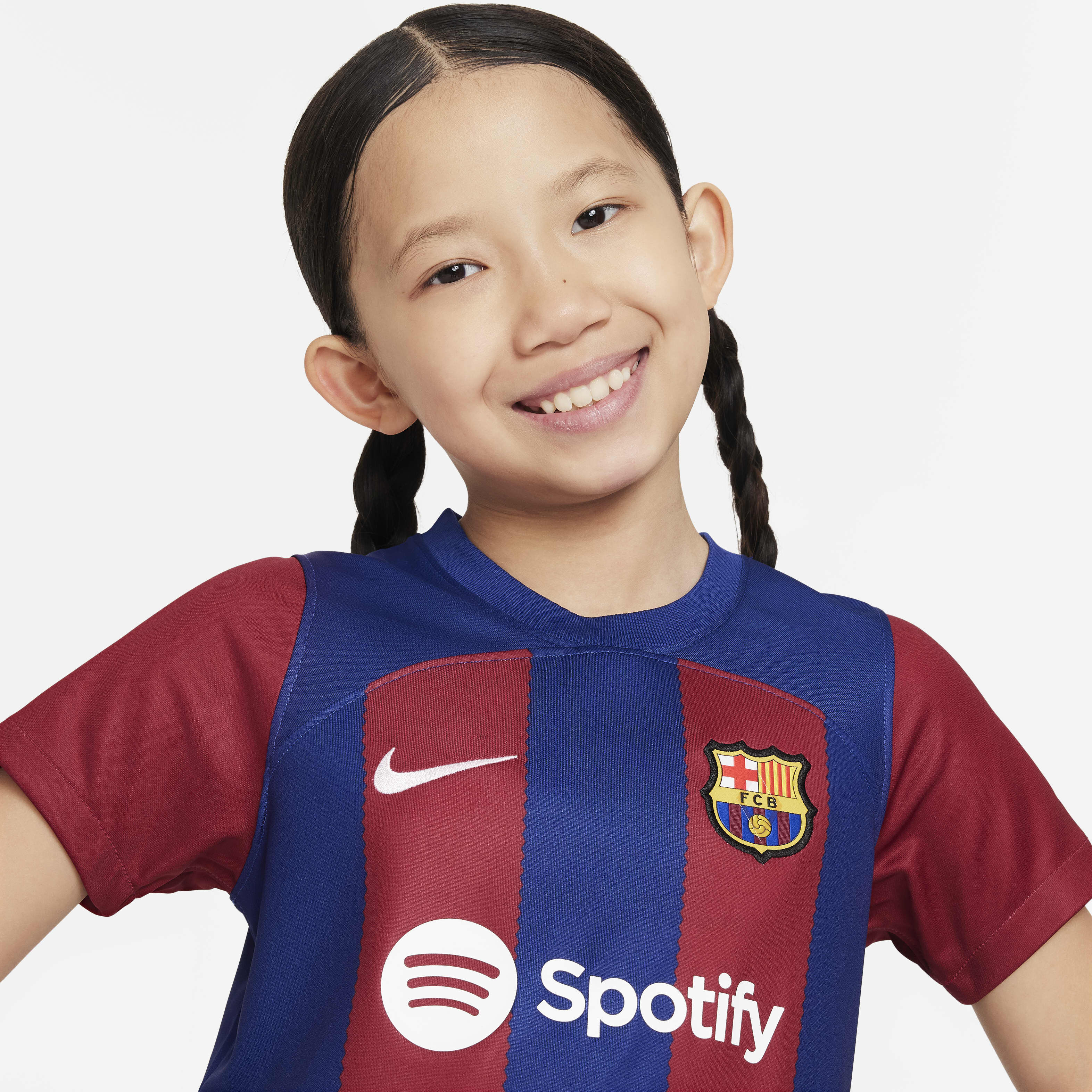 F.C. Barcelona 2023/24 Home image number 2