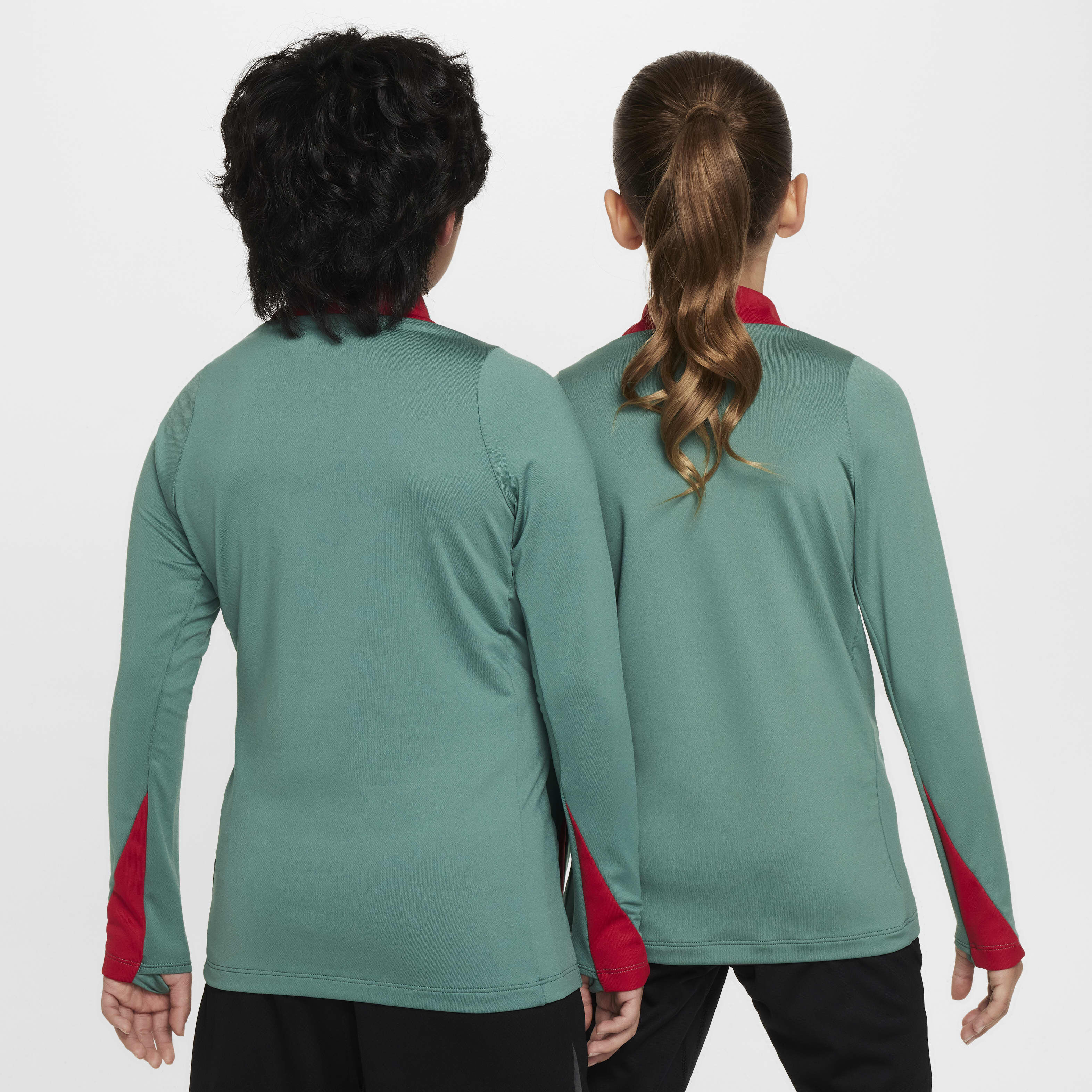 ليفربول سترايك image number 1