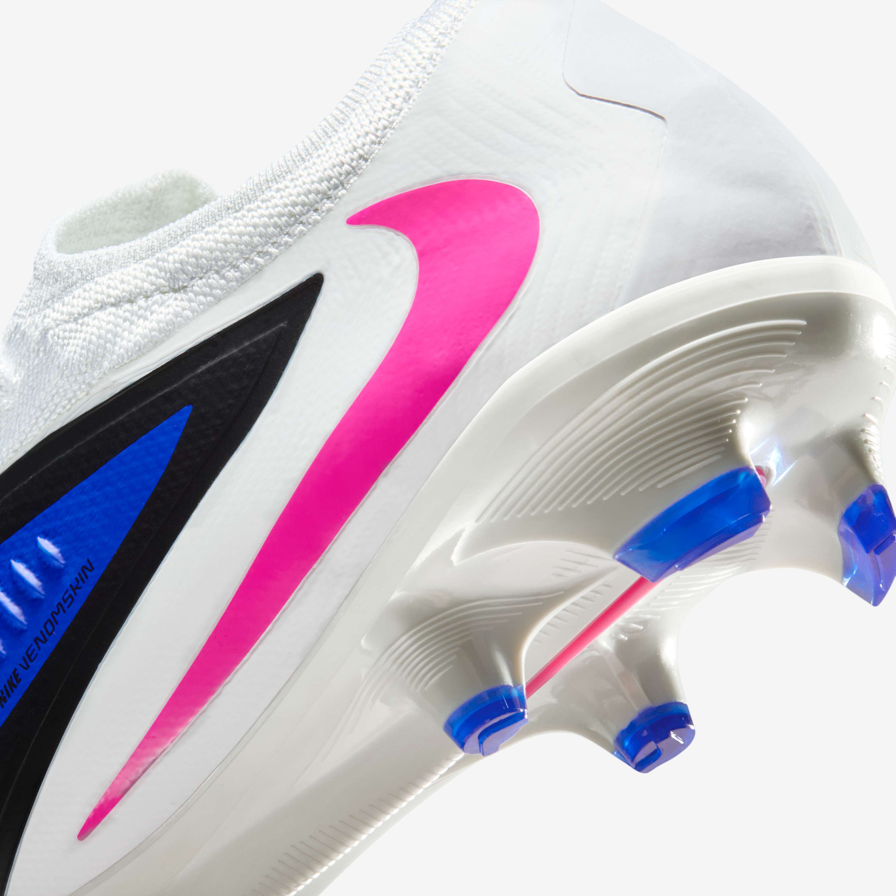 Nike Phantom 6 Low Pro image number 8