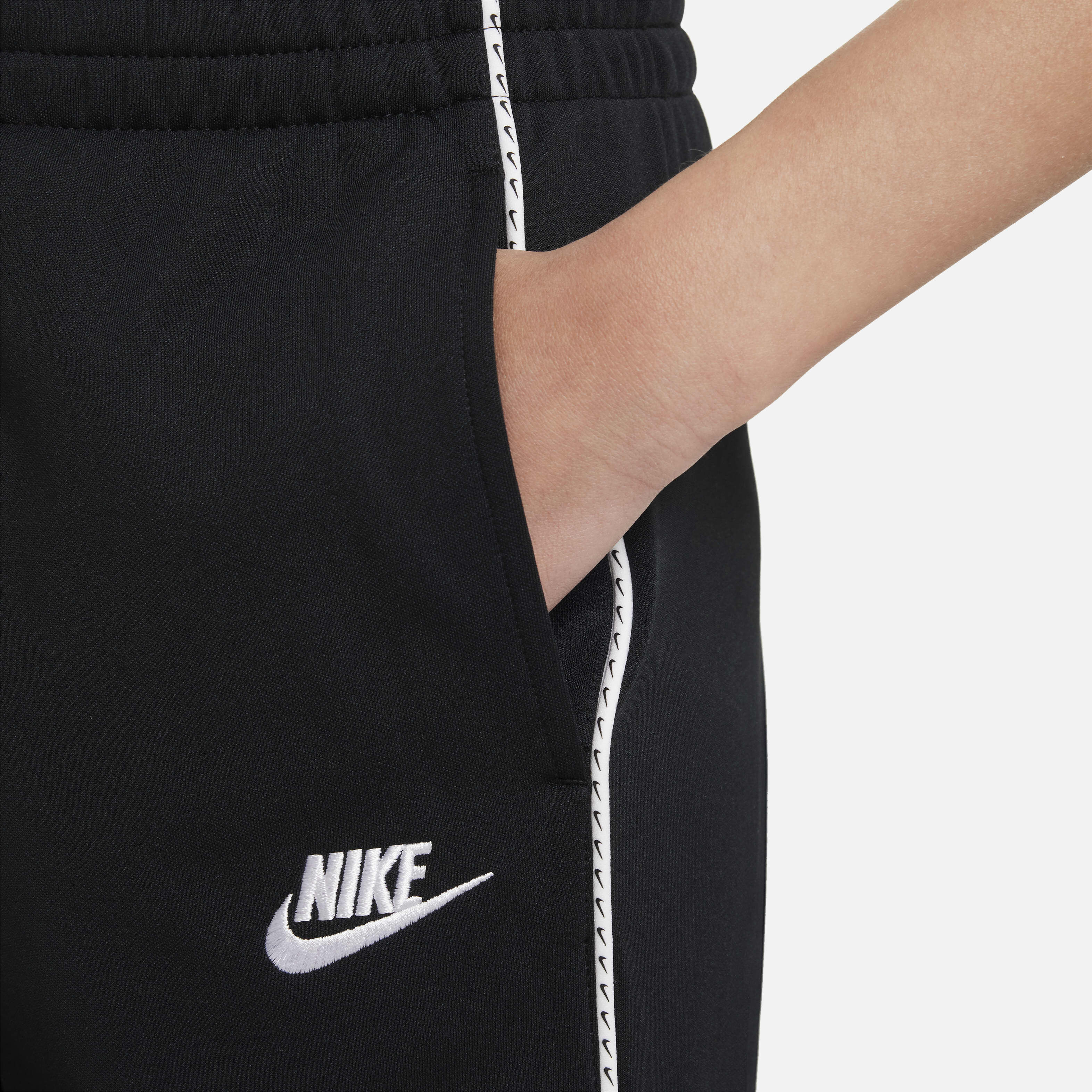 Nike Sportswear image number 6
